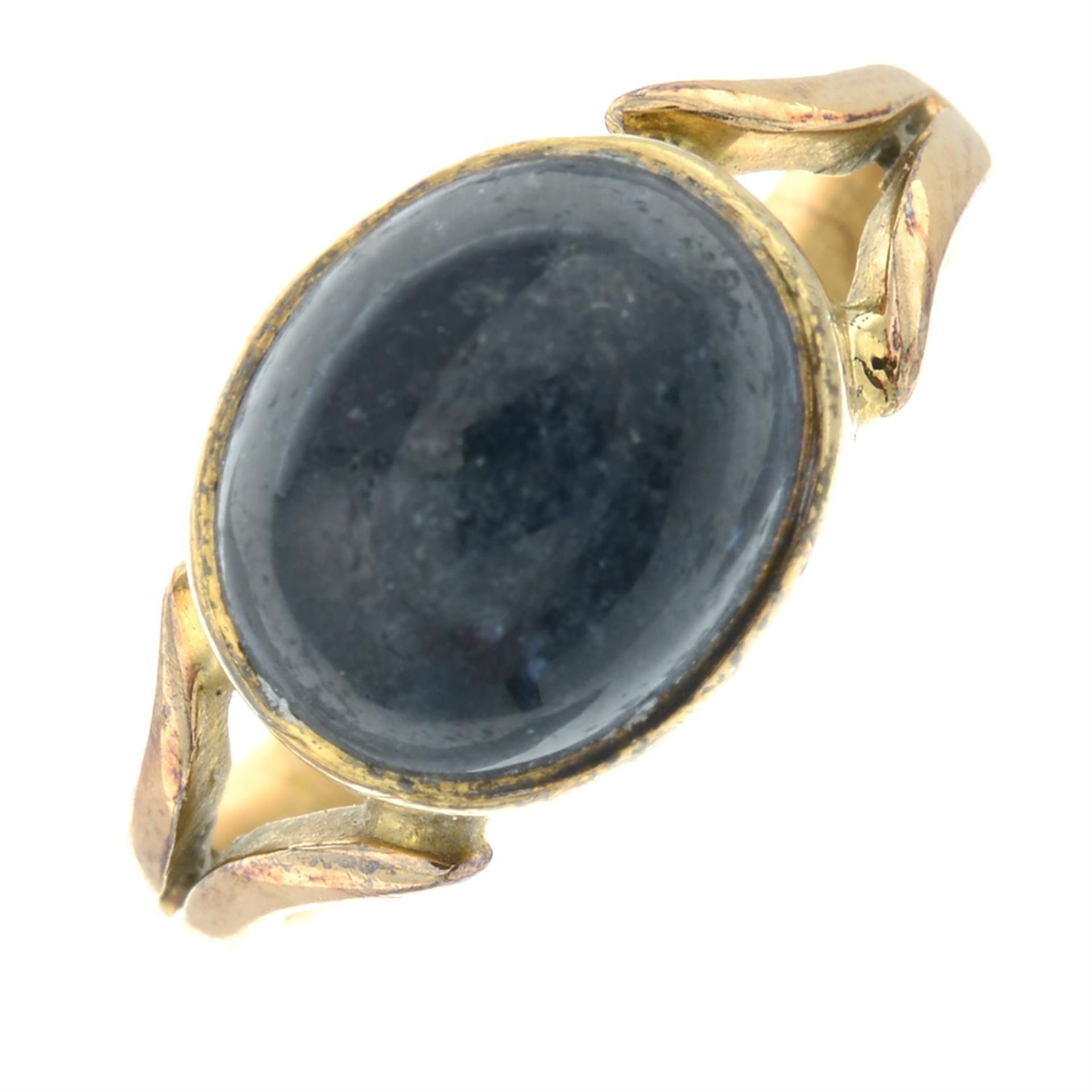 An Edwardian 18ct gold blue tourmaline single-stone ring.