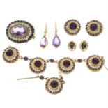 A selection of jewellery, to include two pairs of 9ct gold earrings. One AF.