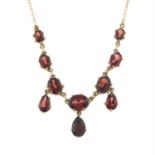 A 9ct gold garnet fringe necklace.