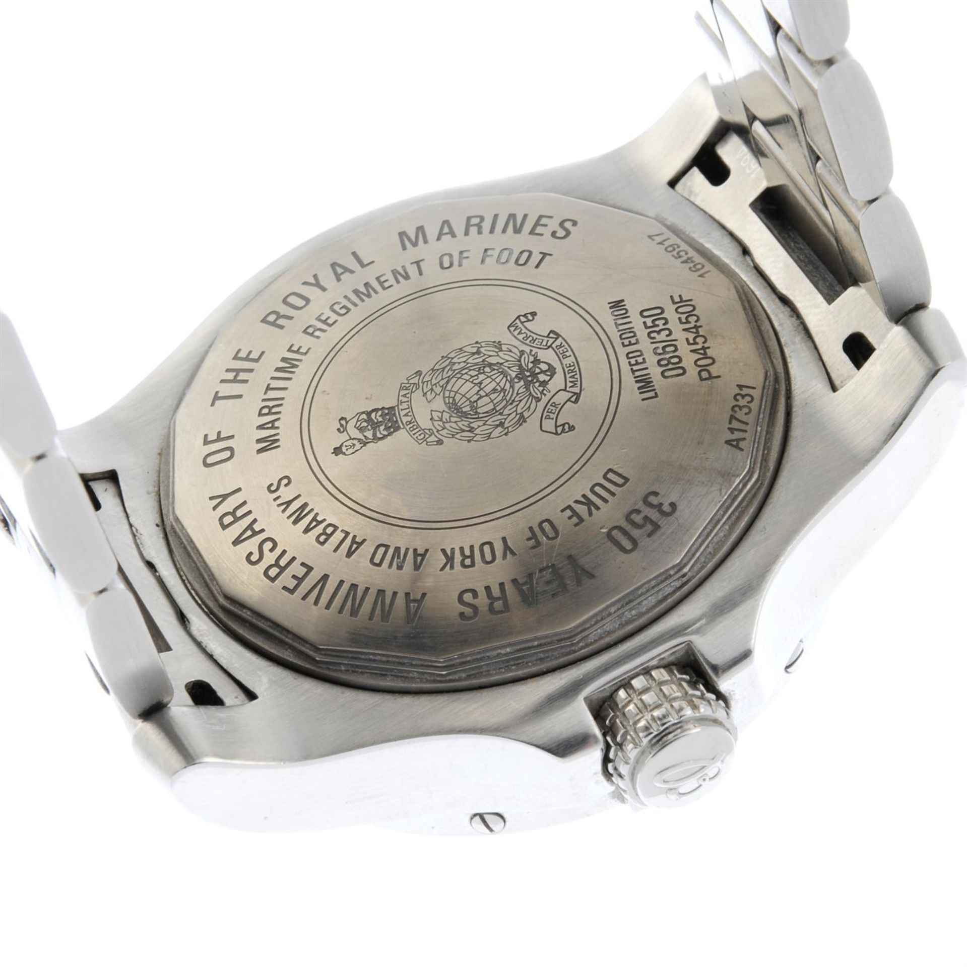 BREITLING - a limited edition stainless steel Avenger II Seawolf Royal Marines anniversary bracelet - Image 4 of 6