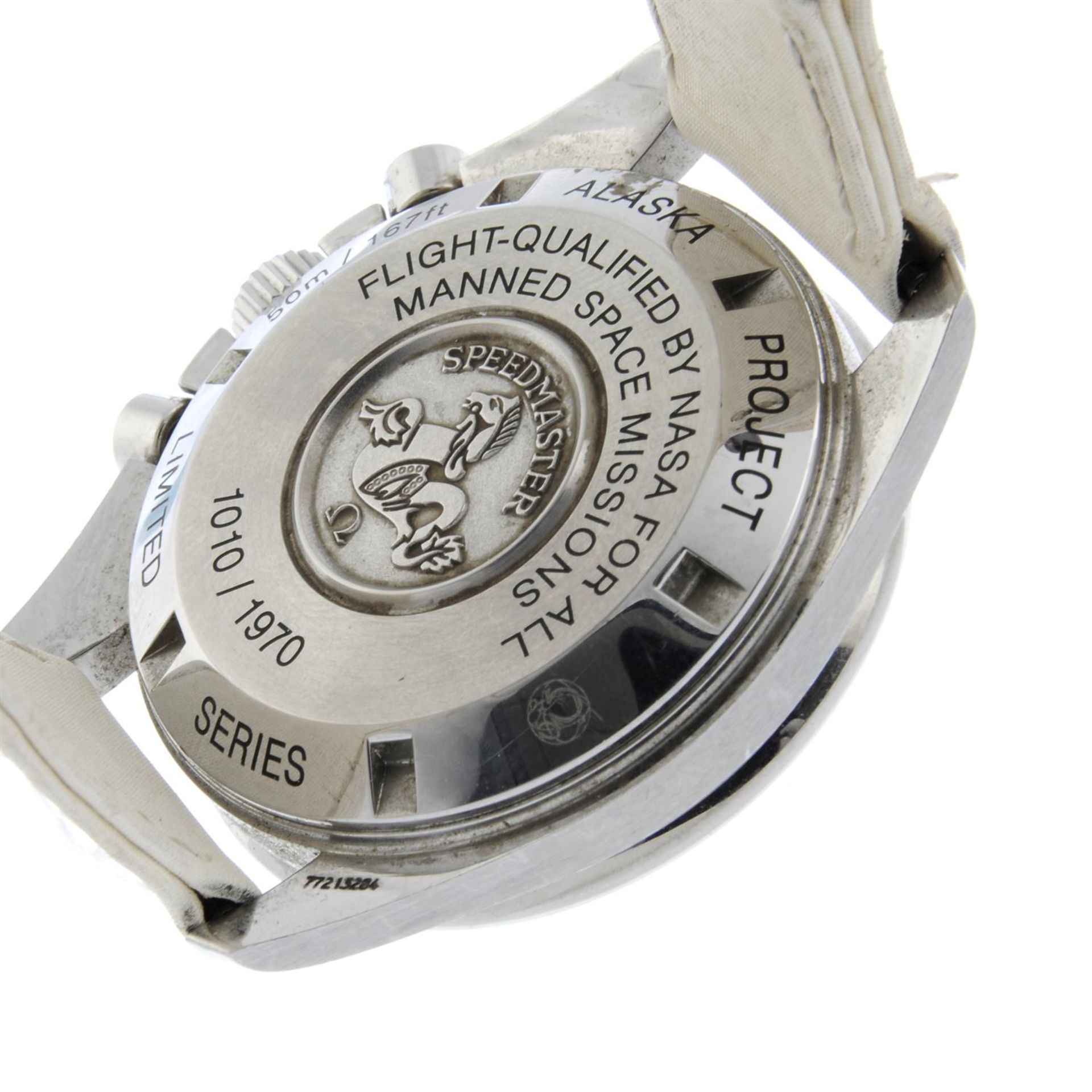 OMEGA - a stainless steel limited edition Speedmaster Alaska Project chronograph wrist watch, 42mm. - Bild 4 aus 5
