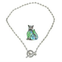 A bead-link necklace, by Gucci, together with a plique-a-jour vari-hue enamel cat brooch.