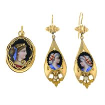 An enamel and split pearl pendant and earring suite.