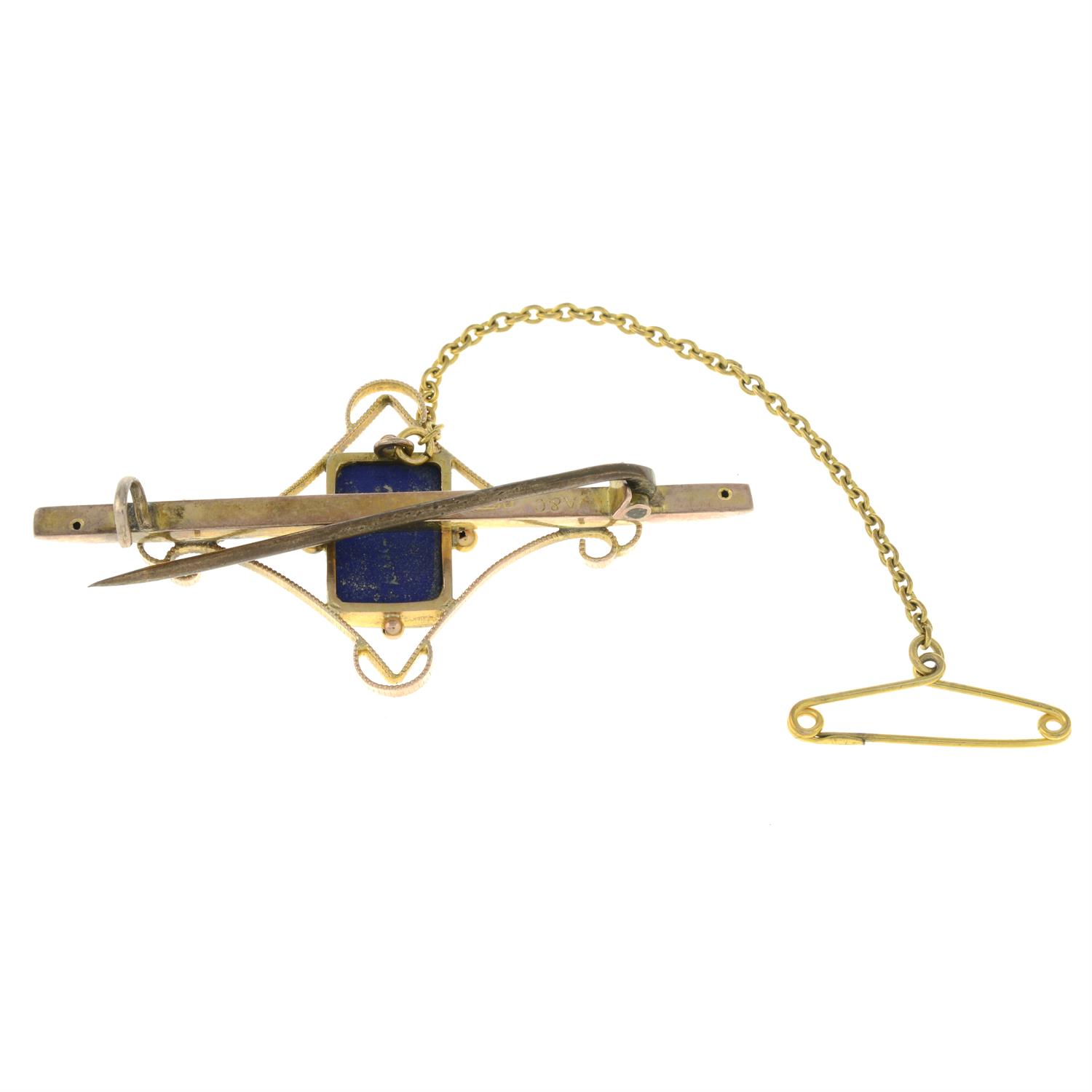 An early 20th century 9ct gold blue jasperware Wedgwood bar brooch. - Image 2 of 2