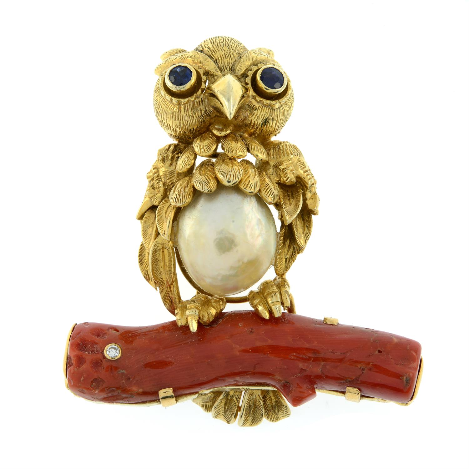 A mid 20th century 14ct gold baroque cultured pearl owl brooch, with sapphire eyes, - Image 2 of 6