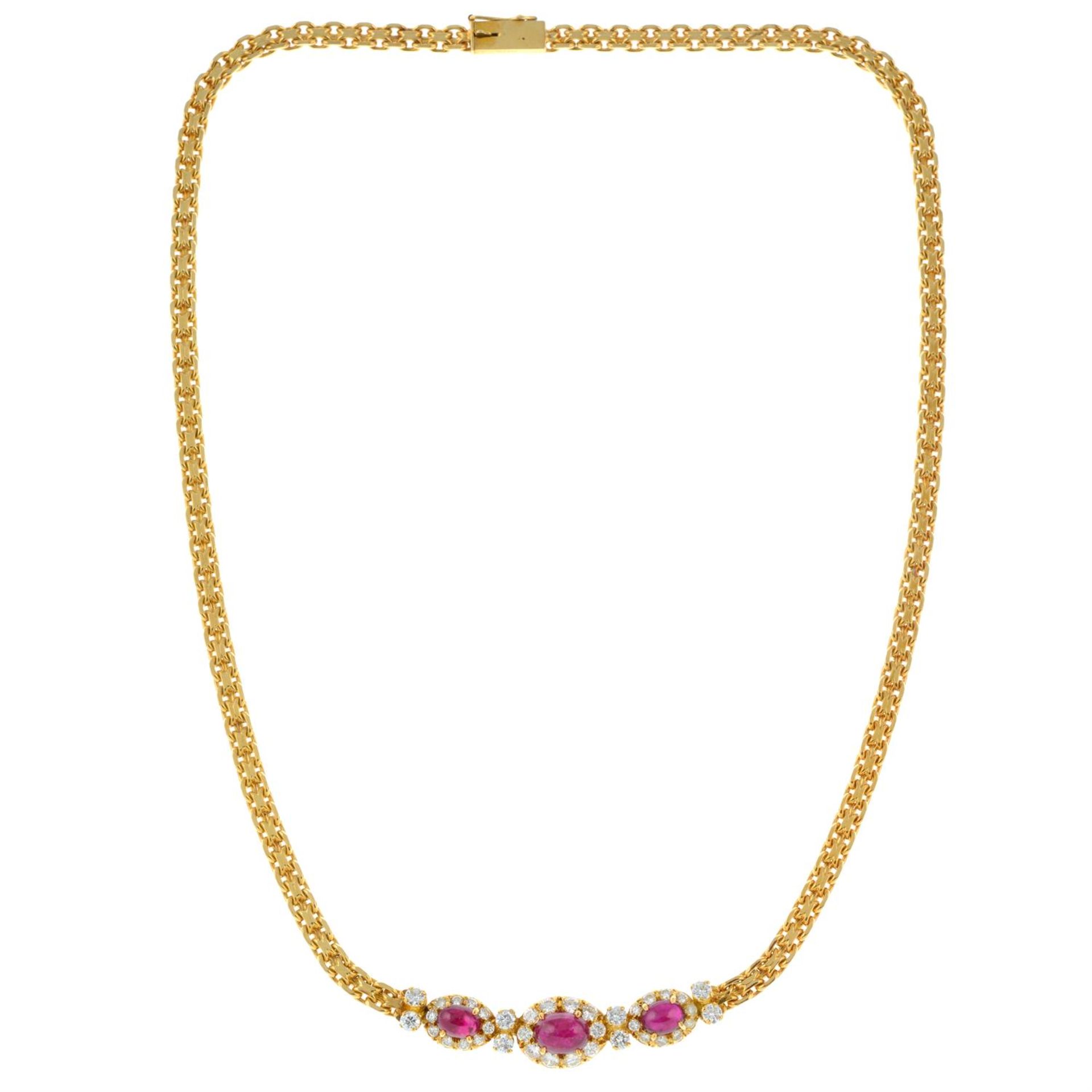 A ruby cabochon and brilliant-cut diamond accent necklace, by Van Cleef & Arpels. - Bild 3 aus 4