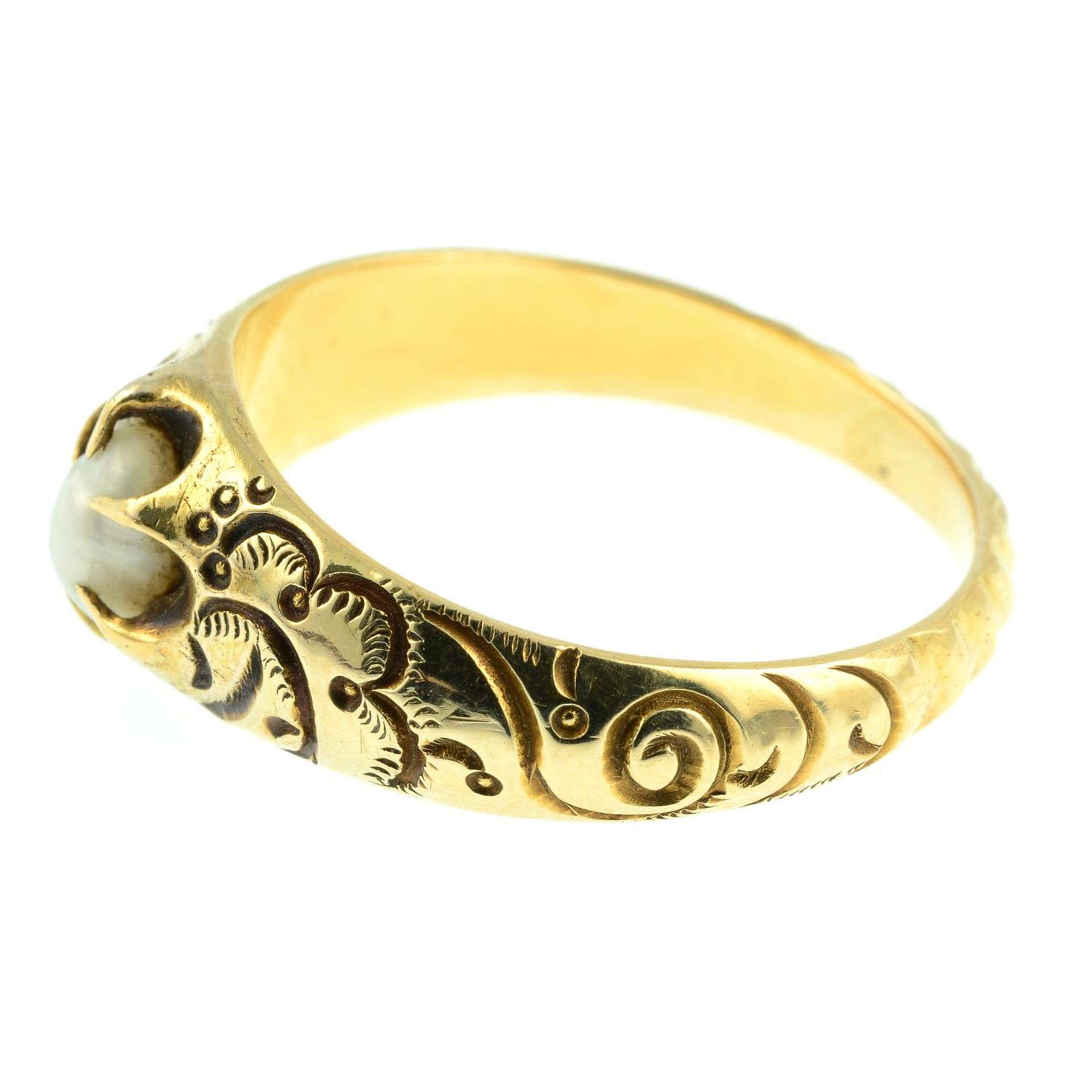 A 19th century gold pearl ring, with foliate engraved shoulders and grooved half-band. - Image 3 of 5