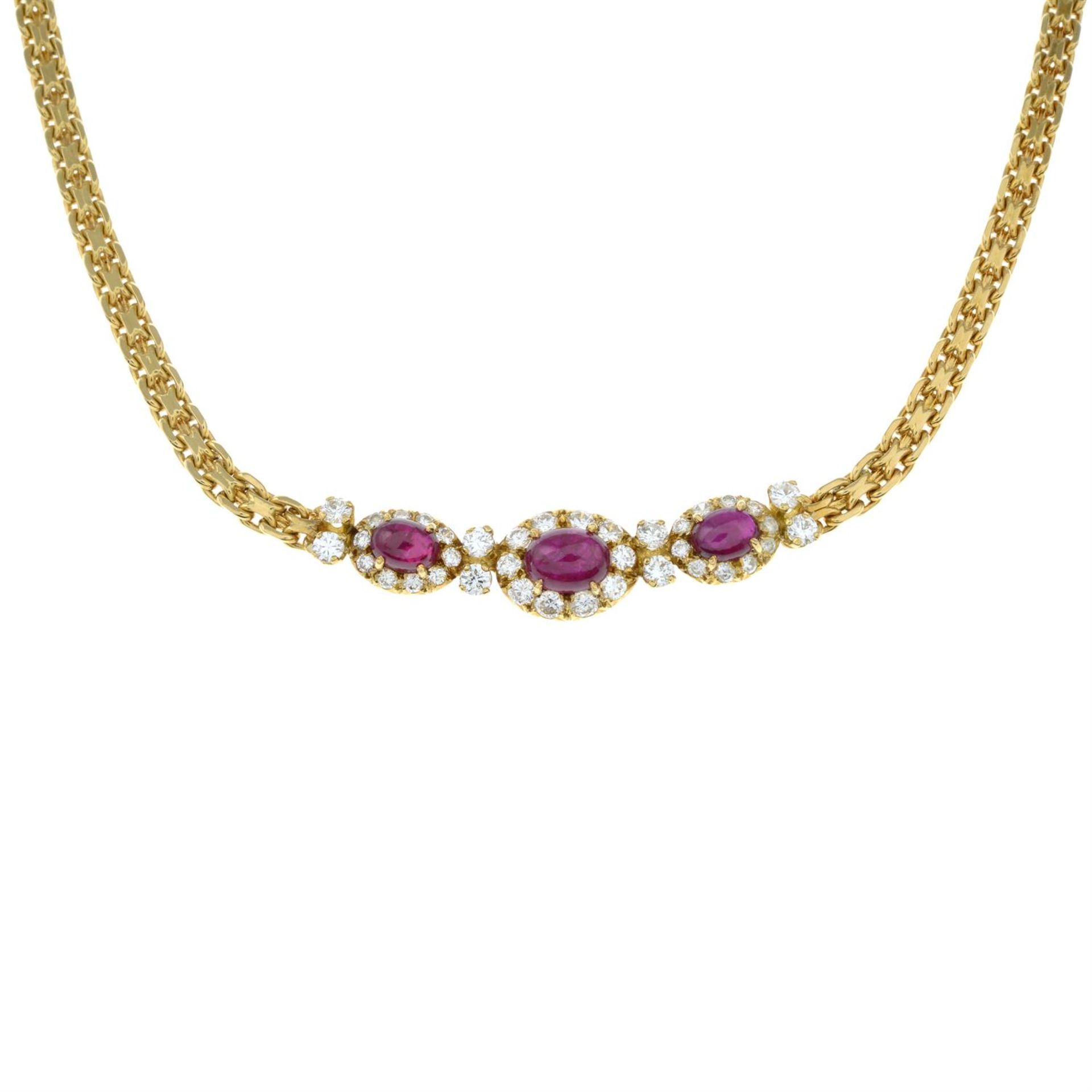 A ruby cabochon and brilliant-cut diamond accent necklace, by Van Cleef & Arpels. - Bild 2 aus 4