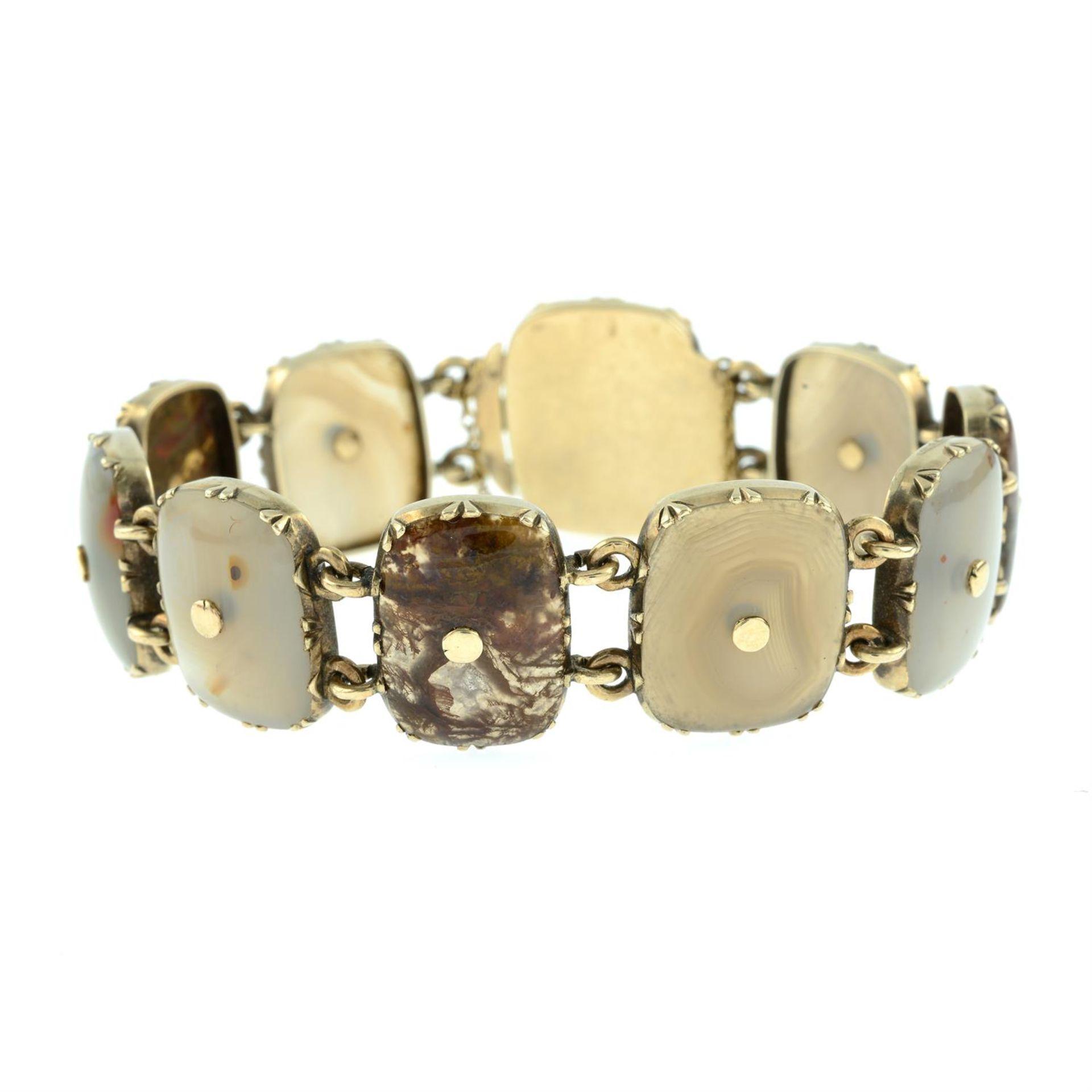An early to mid 19th century gold Scottish agate bracelet. - Image 2 of 4