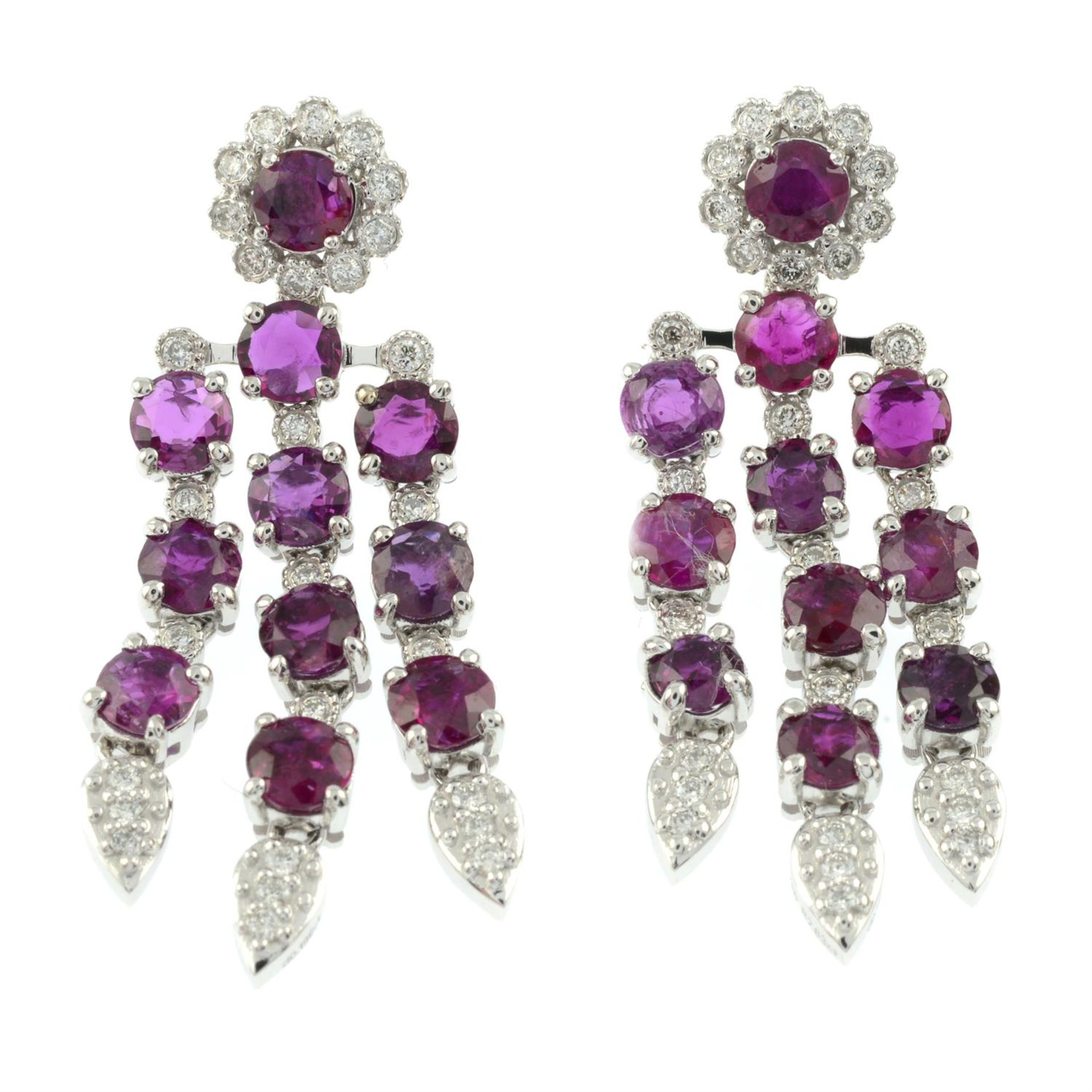 A pair of ruby and brilliant-cut diamond floral drop earrings. - Bild 2 aus 3