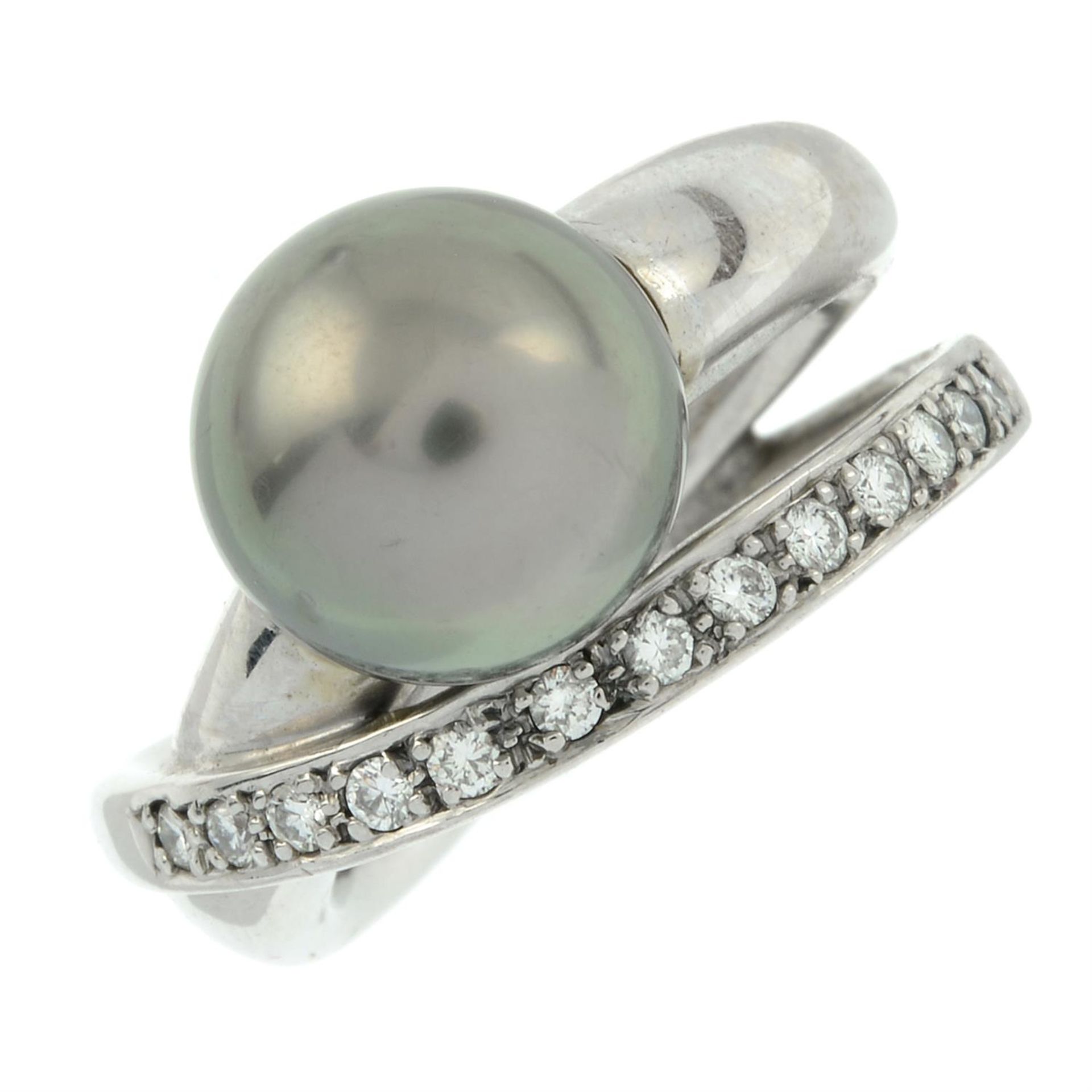 A grey cultured pearl and brilliant-cut diamond crossover dress ring. - Image 2 of 5
