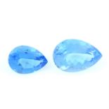 Two pear-shape blue topaz, total weight 38.29cts.