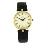 GUCCI - a gold plated wrist watch, 30mm.