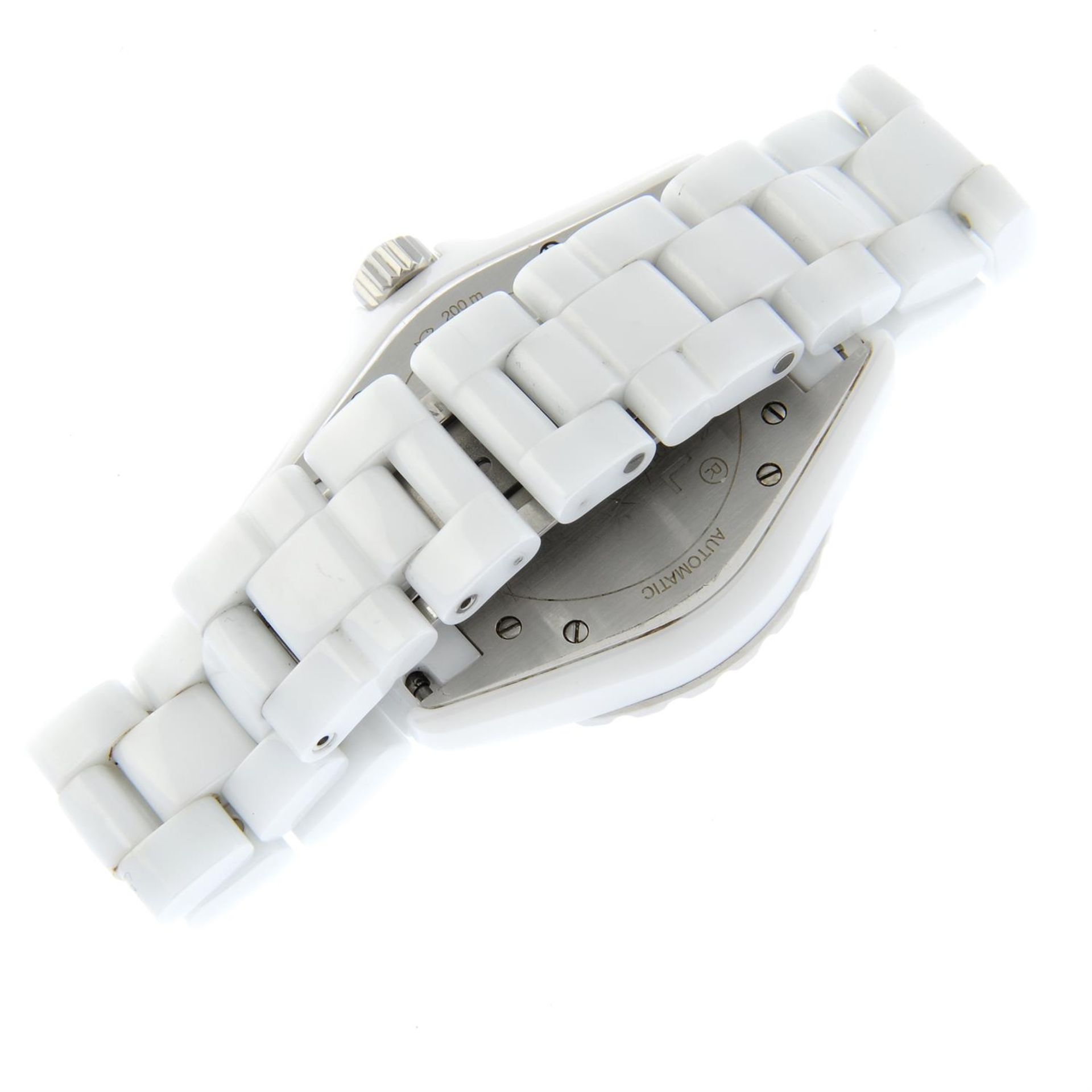 CHANEL - a ceramic J12 bracelet watch, 39mm. - Bild 2 aus 5