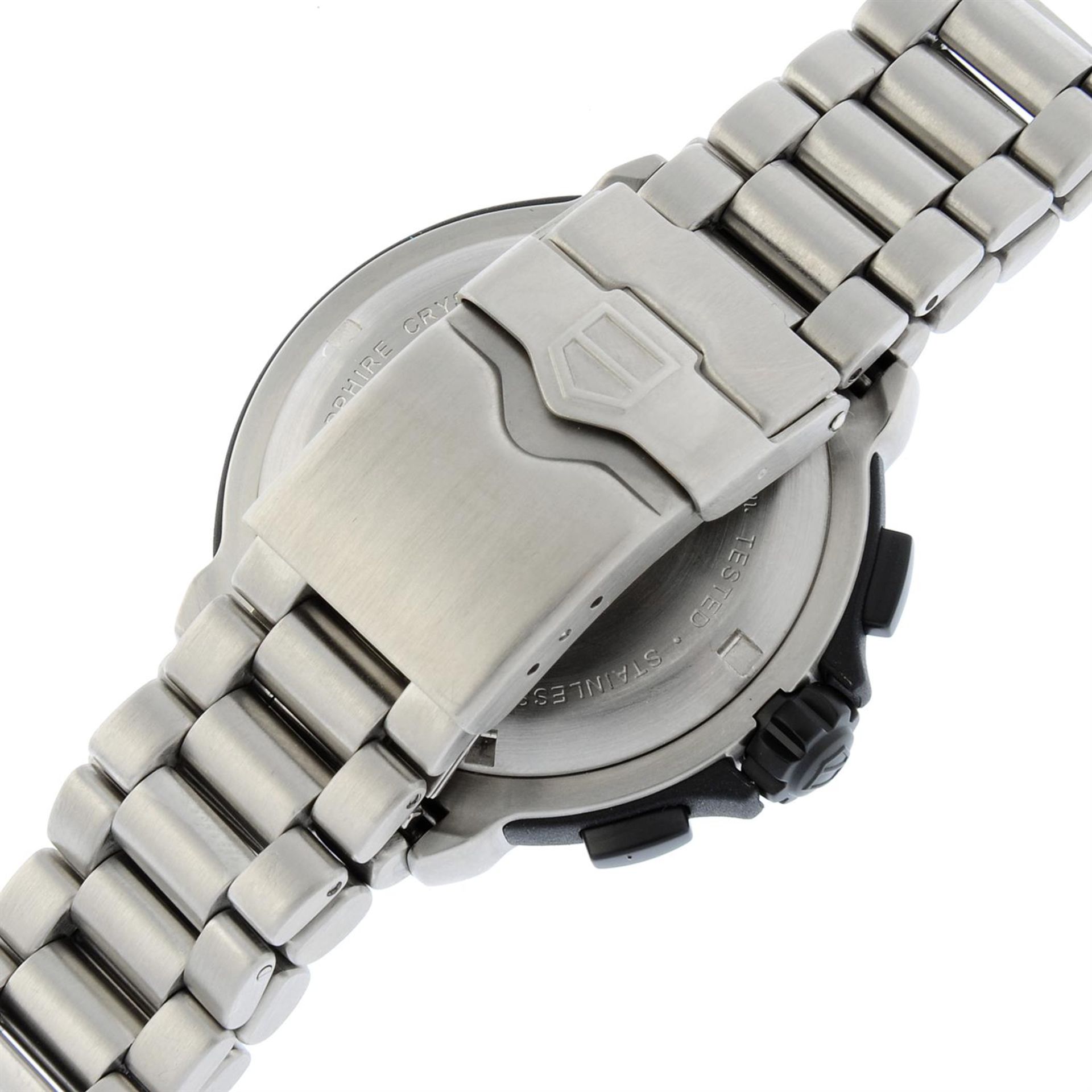 TAG HEUER - a stainless steel Formula 1 chronograph bracelet watch, 42mm. - Bild 2 aus 4