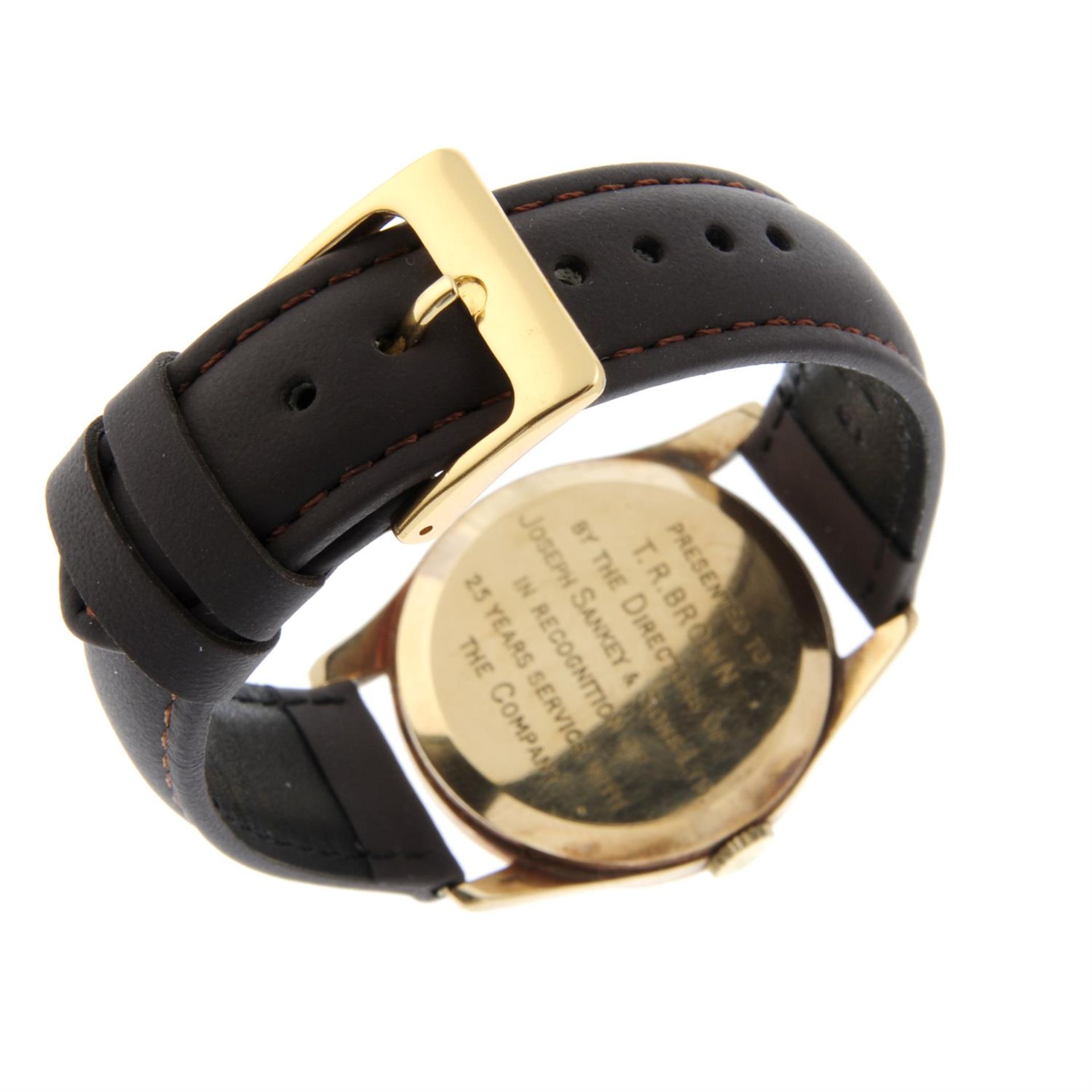 OMEGA - a 9ct yellow gold wrist watch, 34mm. - Bild 2 aus 4