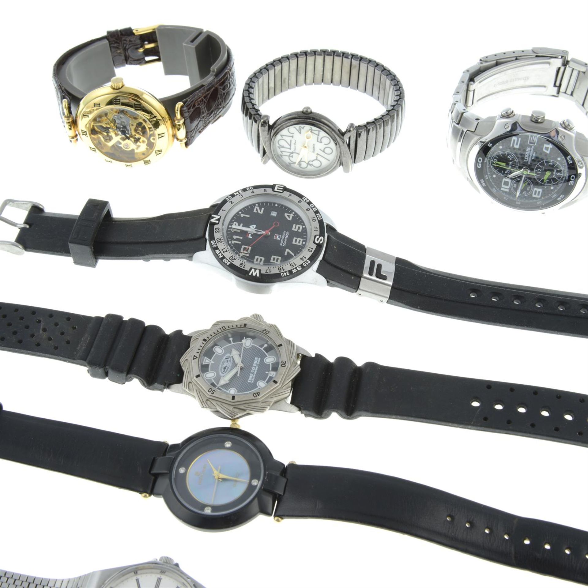 A group of nineteen assorted watches, to include an example by Sekonda and Lorus. - Image 2 of 3