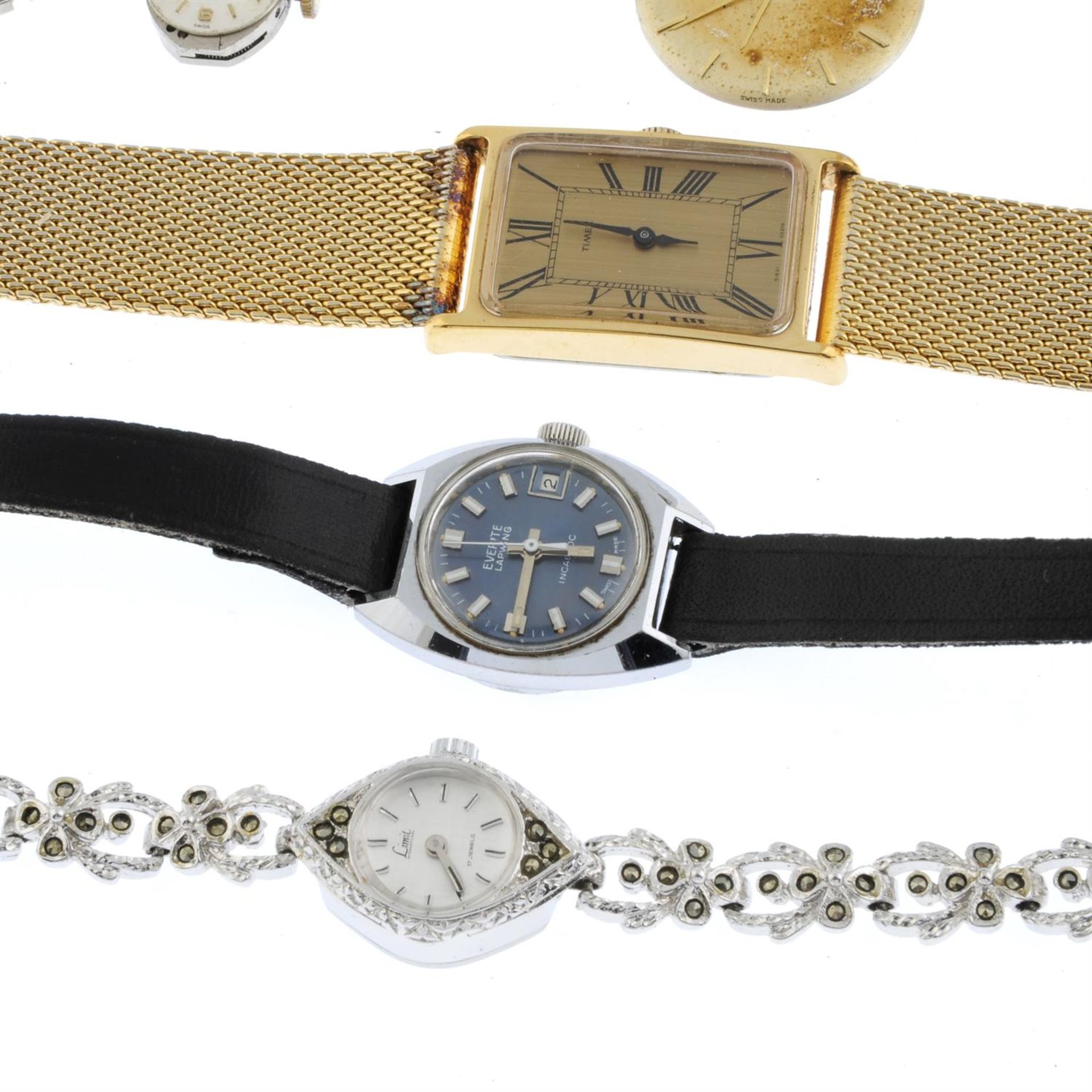A group of seven assorted watches with pocket watch and watch movements. - Image 2 of 4