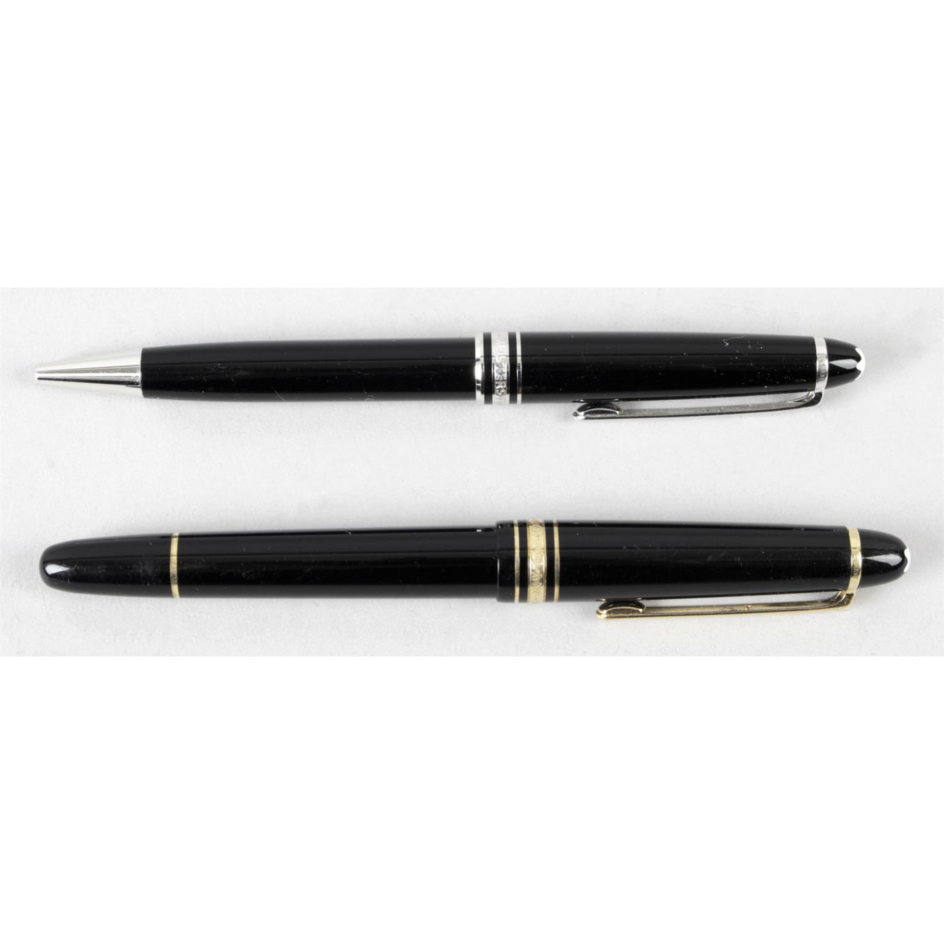 A Montblanc Meisterstuck Pix fountain pen, together with a Montblanc Meisterstuck Pix propelling