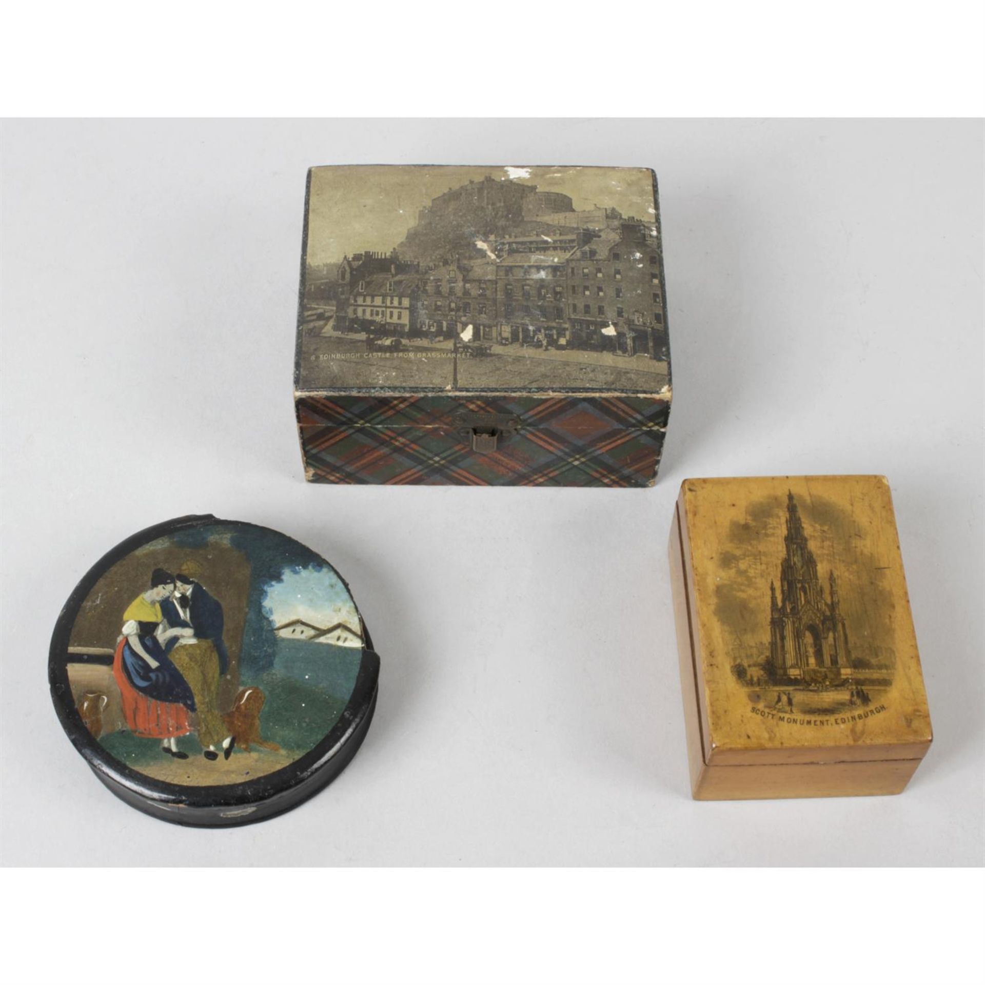 A small, mixed selection of assorted items, to include a 19th century papier-mâché box,