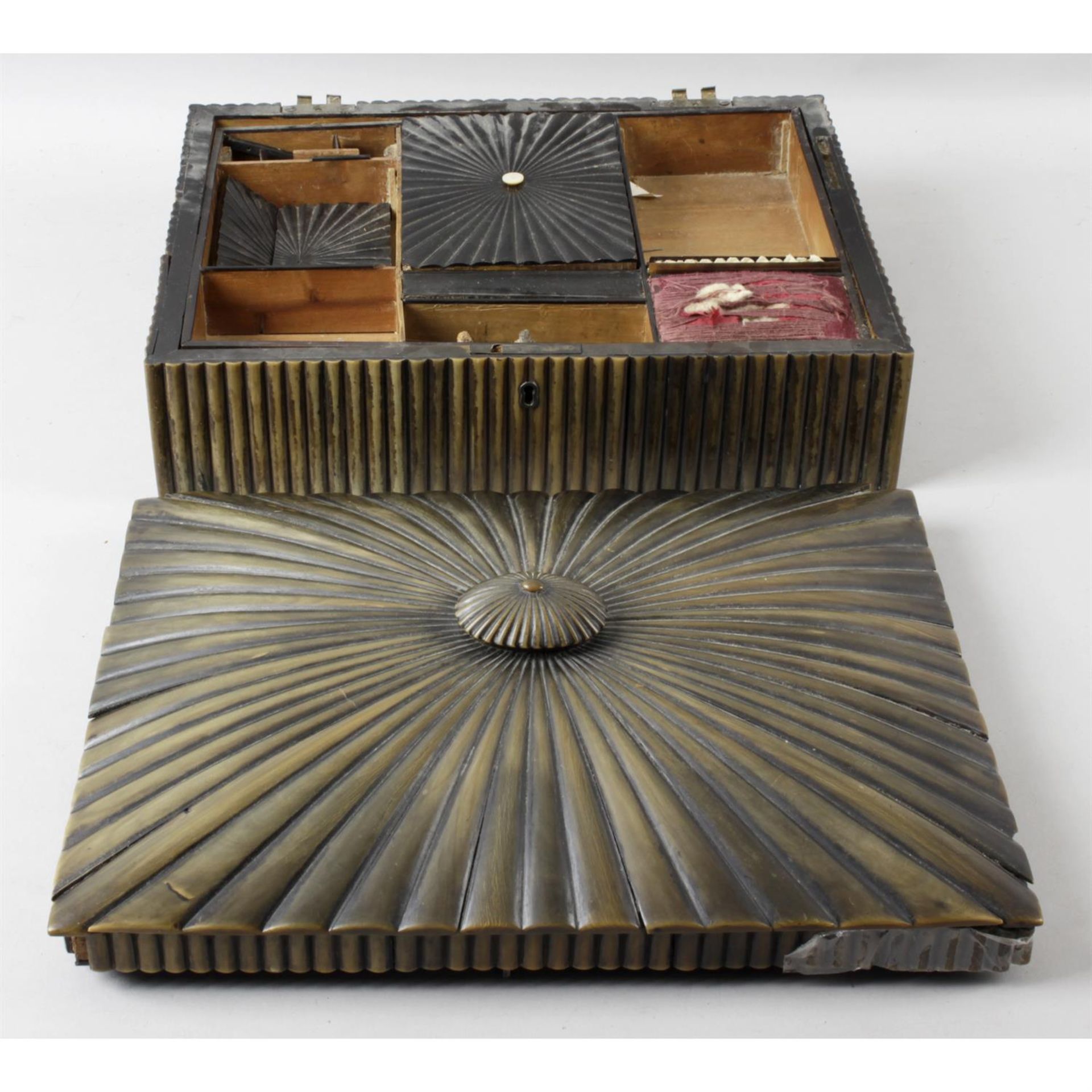 A 19th century Anglo Indian horn veneered ladies work box or sewing box. - Image 2 of 2