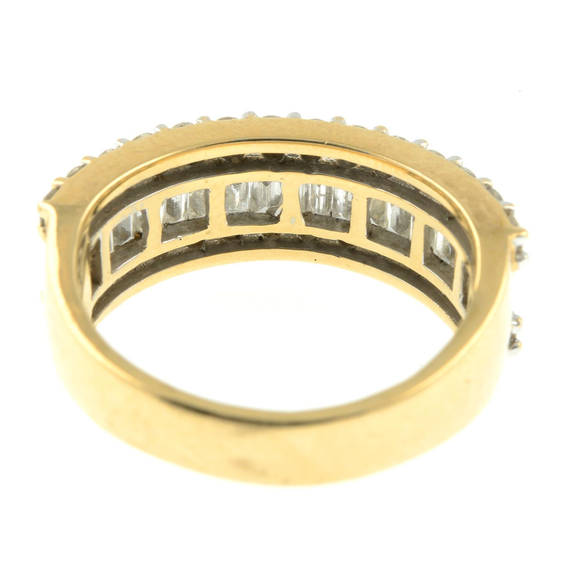 An 18ct gold baguette and brilliant-cut diamond three-row half eternity ring. - Bild 4 aus 5