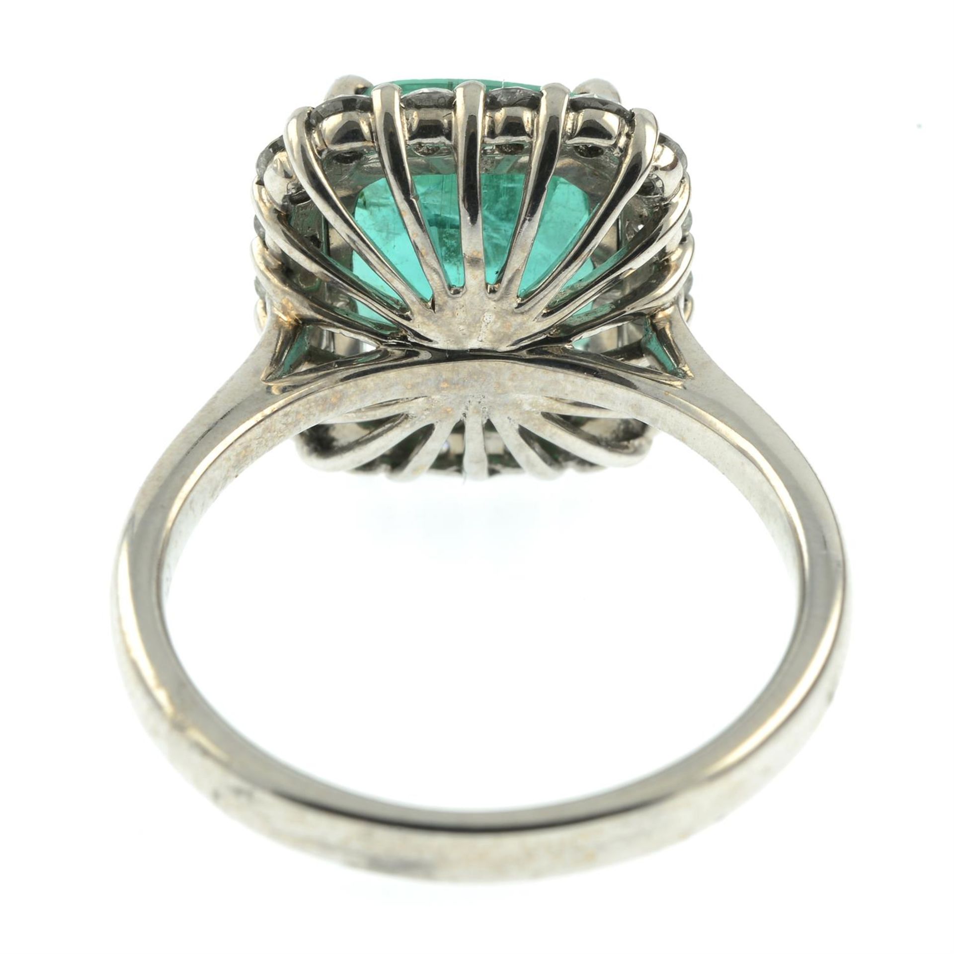 An 18ct gold emerald and brilliant-cut diamond cluster ring. - Image 4 of 5