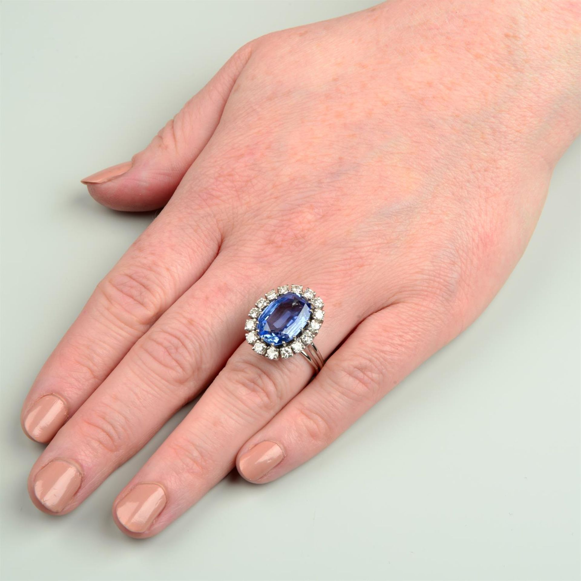 A mid 20th century Sri Lankan sapphire and brilliant-cut diamond cluster ring. - Image 5 of 5