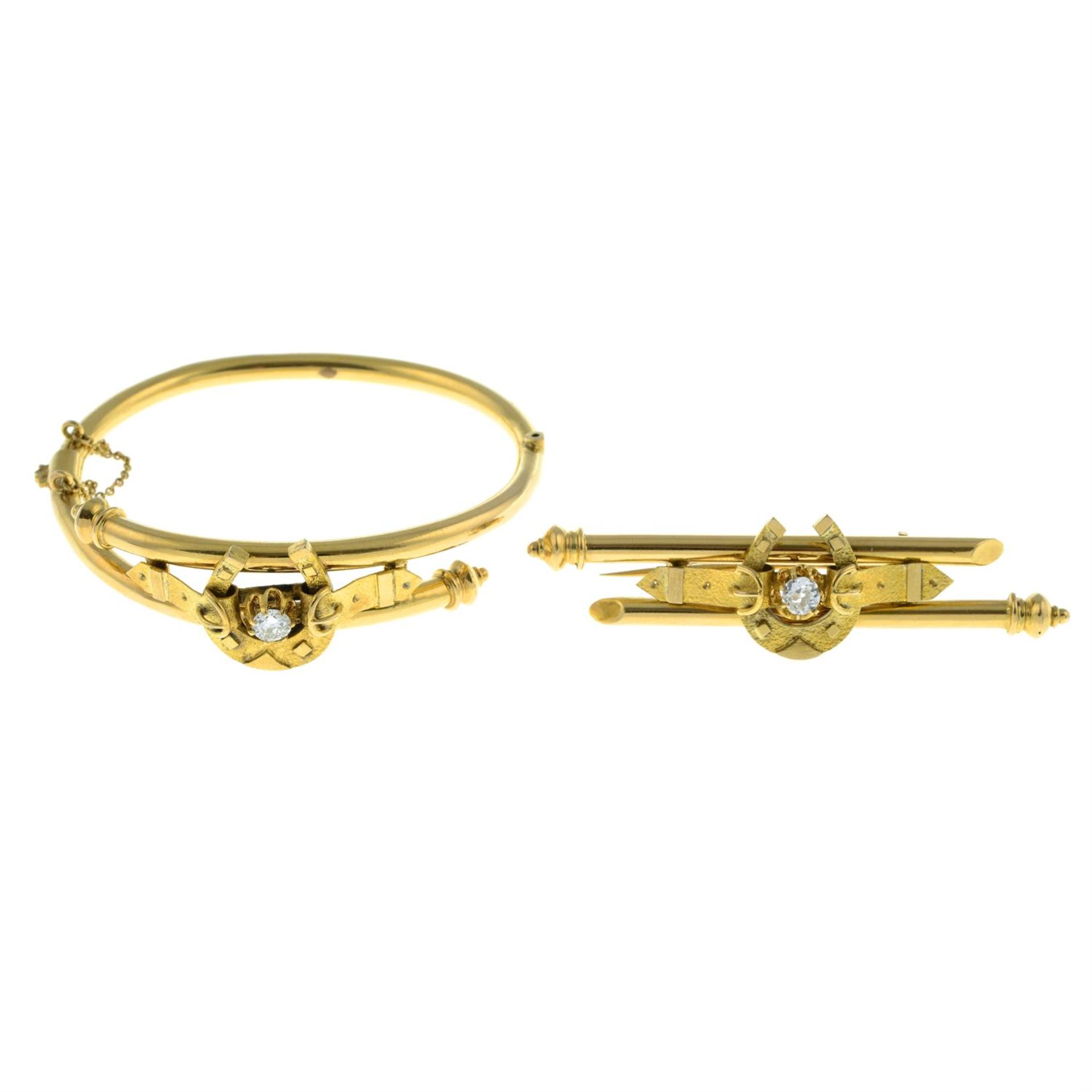 A late Victorian gold old-cut diamond horseshoe and buckle hinged bangle, together with matching - Bild 2 aus 5