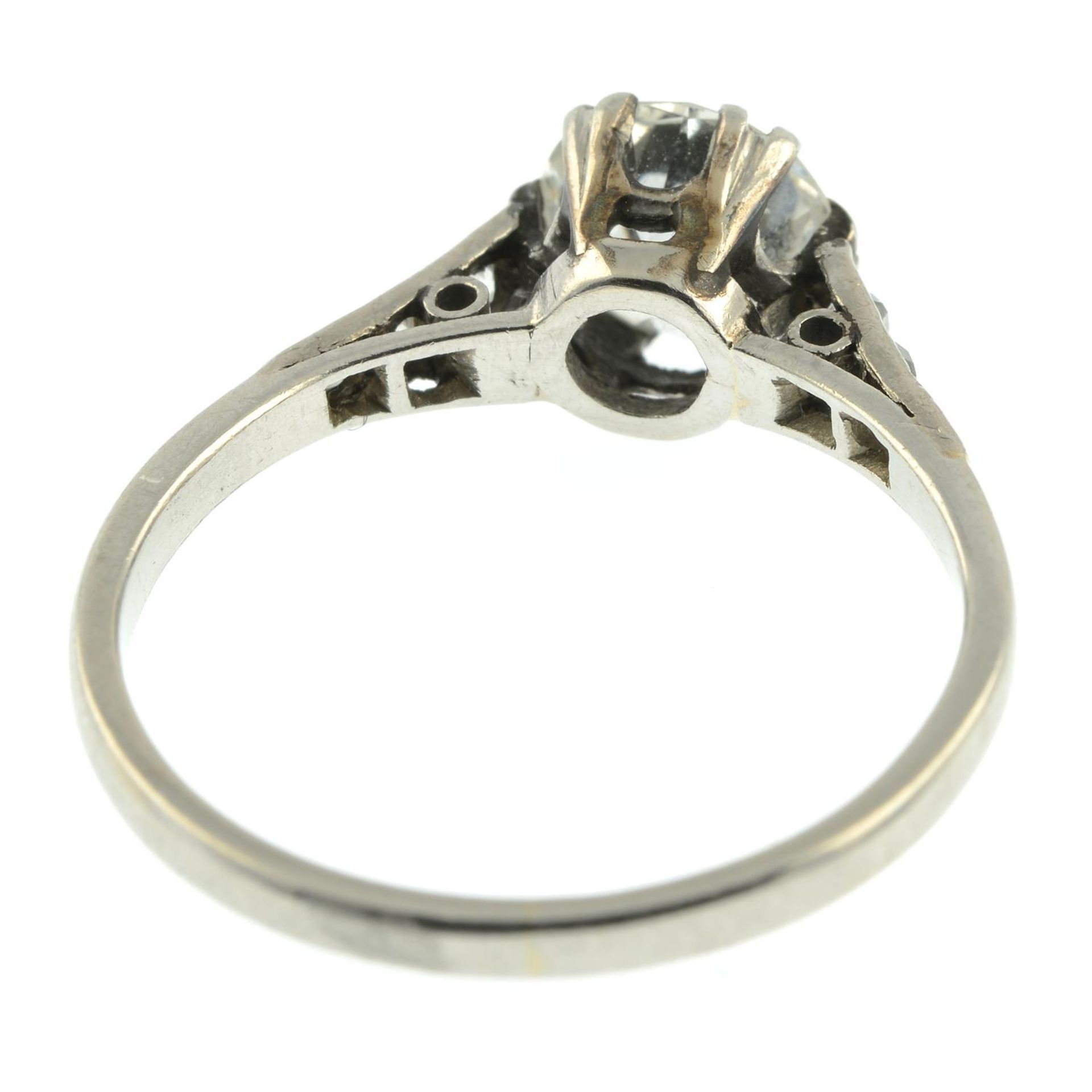 A mid 20th century platinum brilliant-cut diamond single-stone ring. - Image 4 of 5