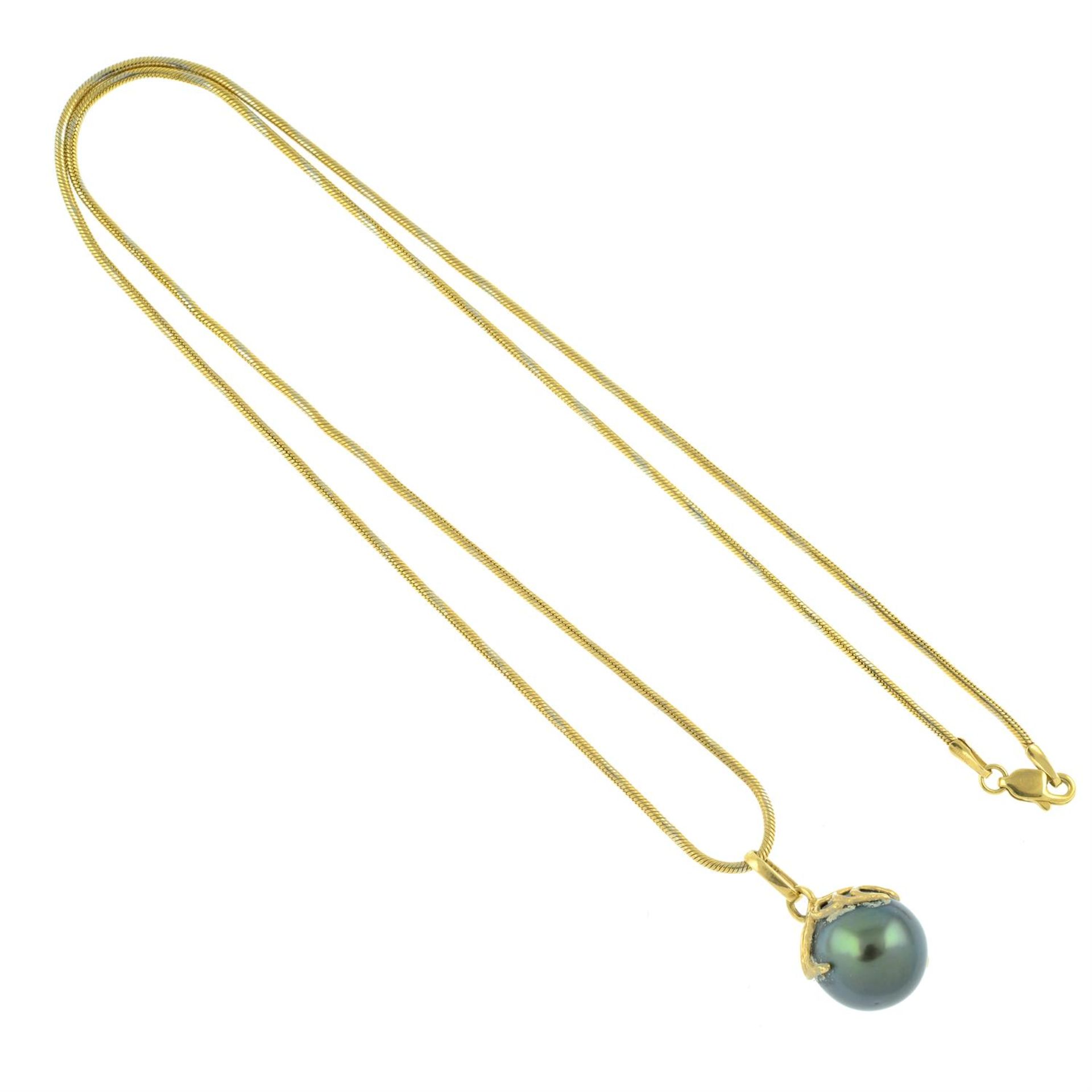 A cultured pearl pendant, with chain. - Image 2 of 2