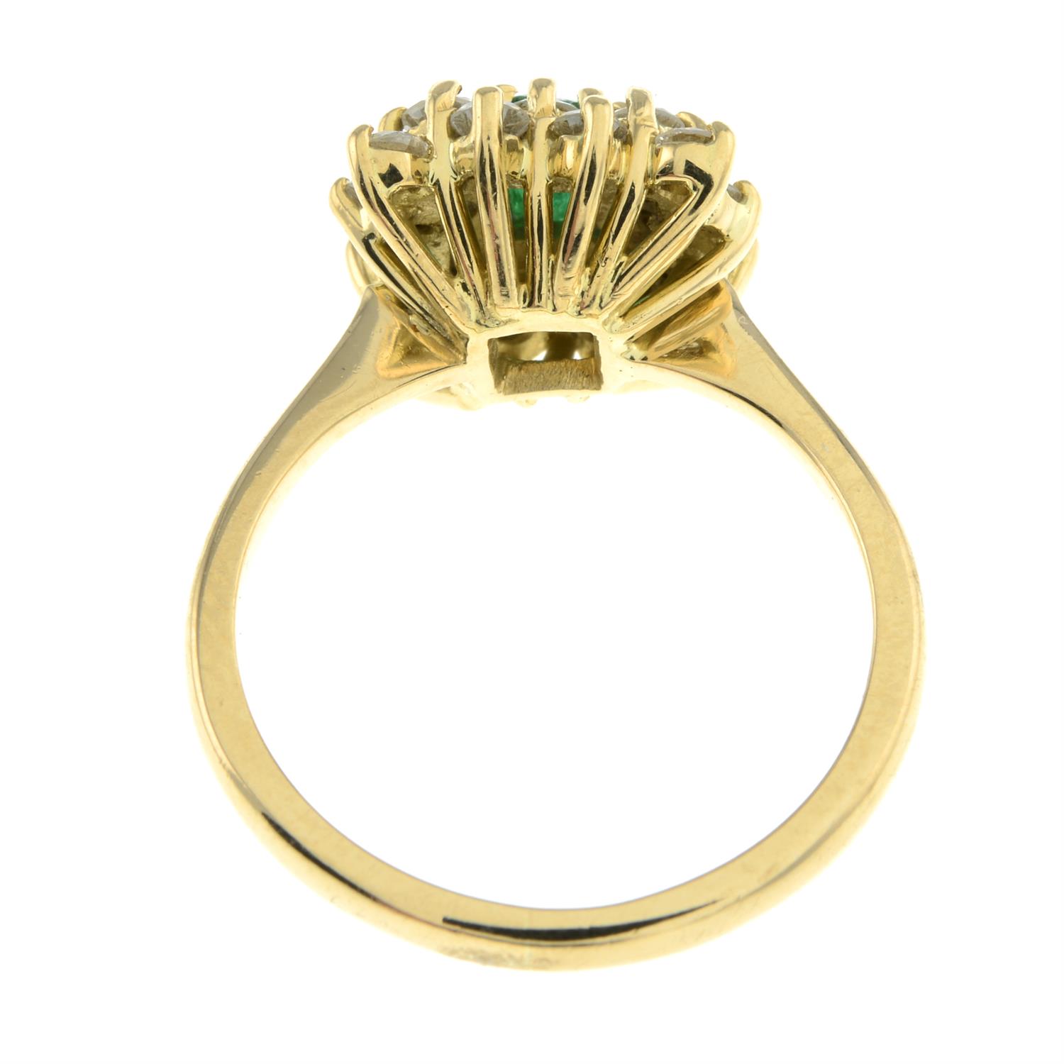 An emerald and brilliant-cut diamond cluster ring. - Image 2 of 2