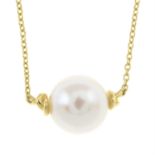 An 18ct gold single cultured pearl pendant necklace.