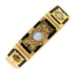 A late Victorian 15ct gold split pearl and black enamel mourning ring.