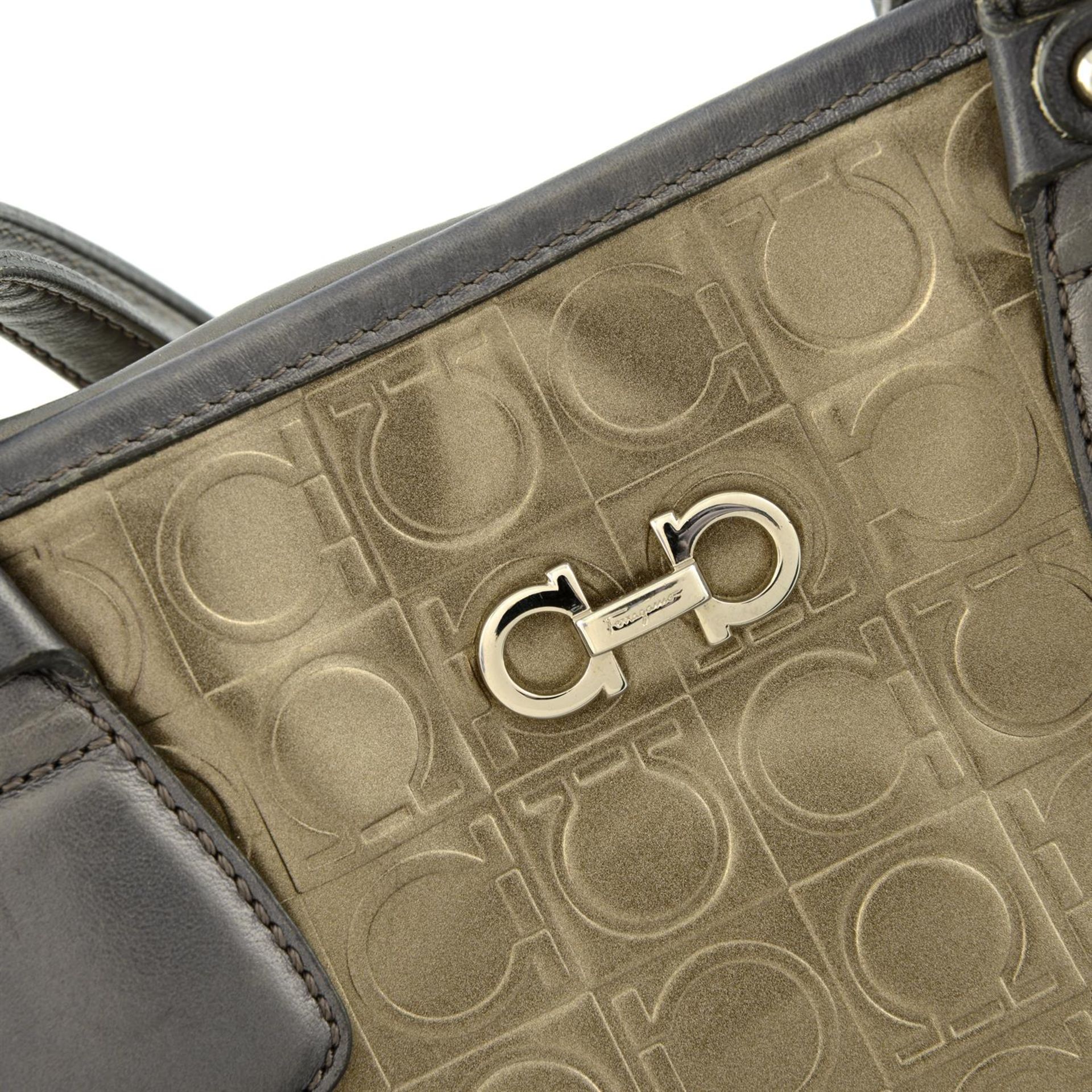 SALVATORE FERRAGAMO - a metallic embossed leather tote. - Image 5 of 5