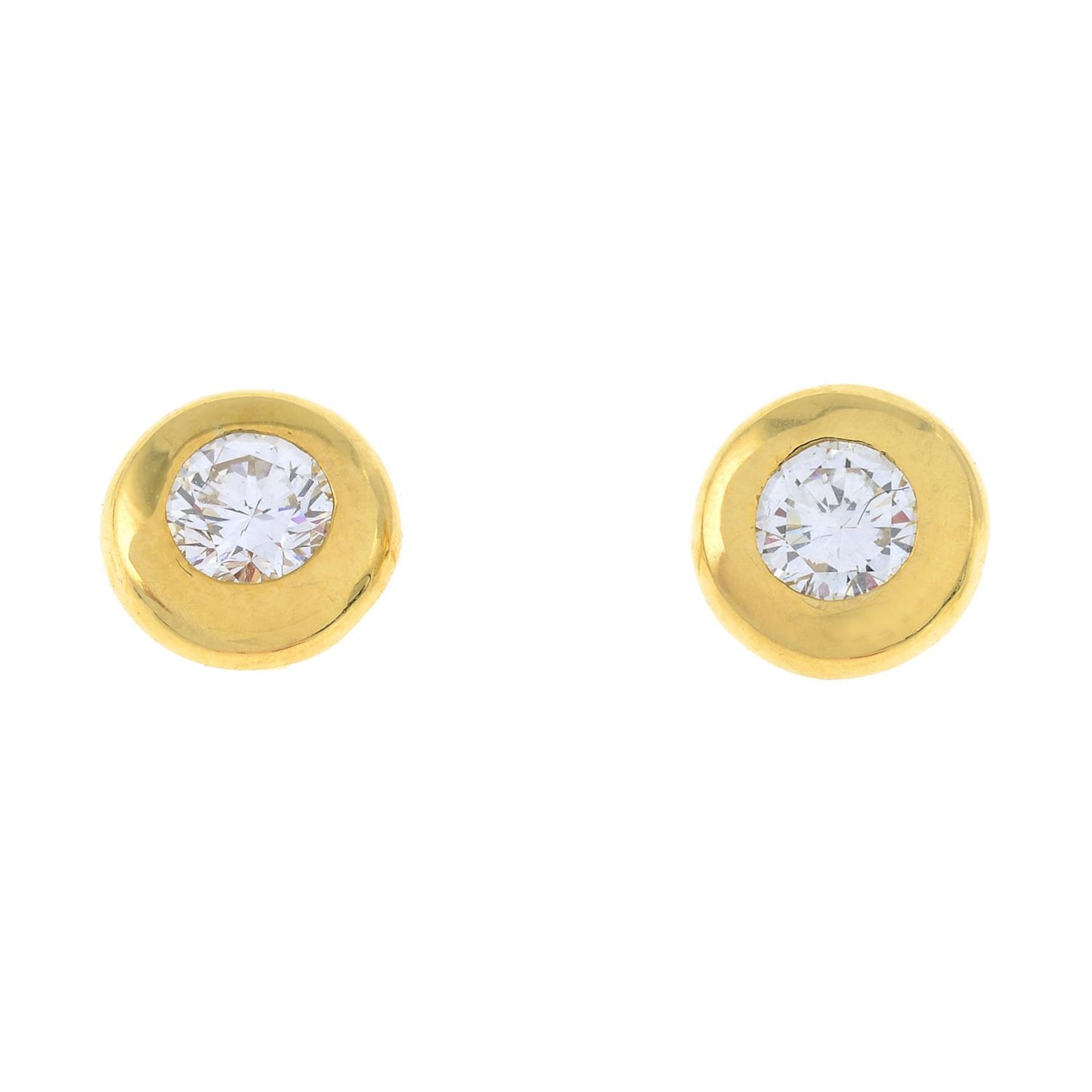 A pair of brilliant-cut diamond single-stone stud earrings. - Bild 2 aus 3
