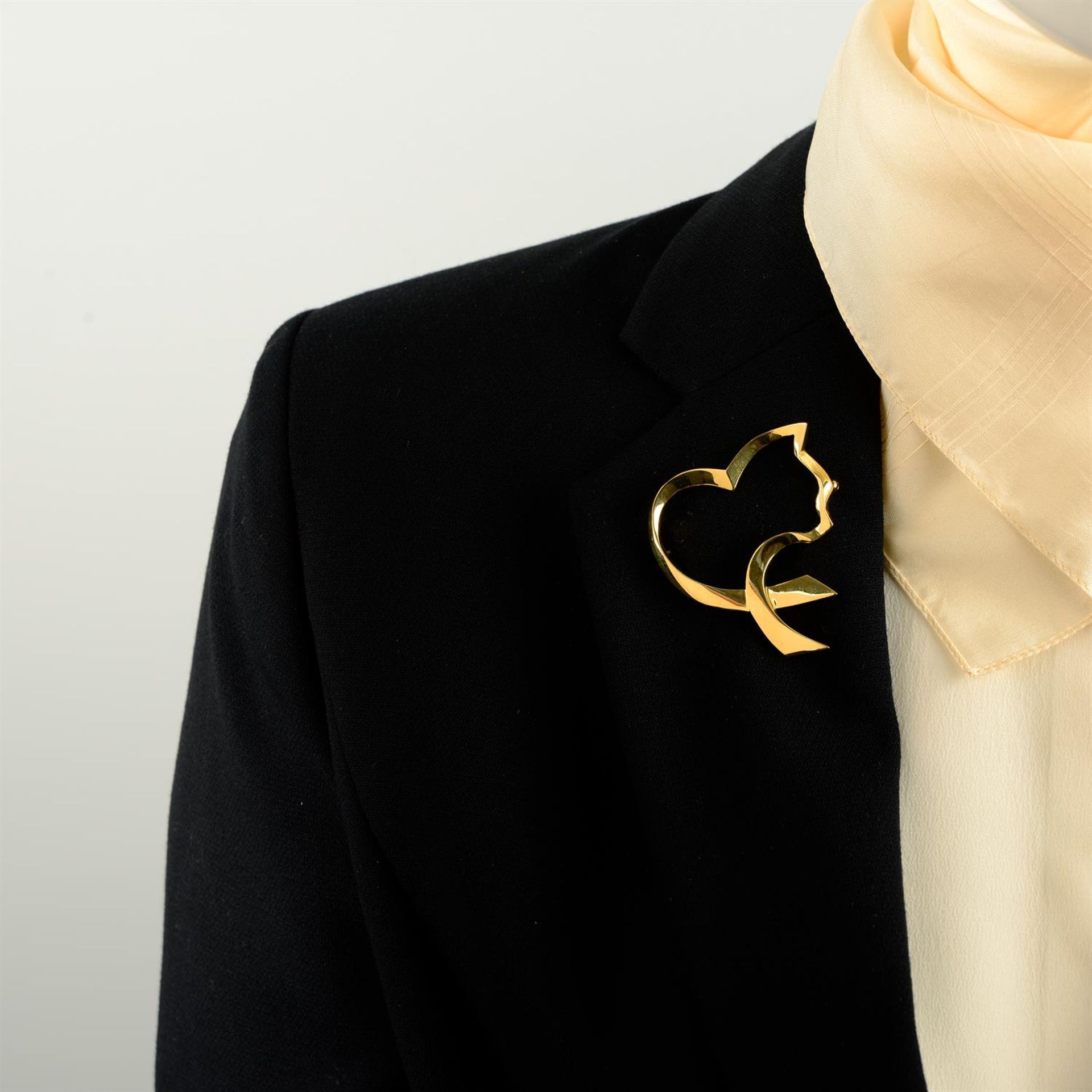 A stylised cat and heart brooch, by Paloma Picasso for Tiffany & Co. - Image 4 of 4