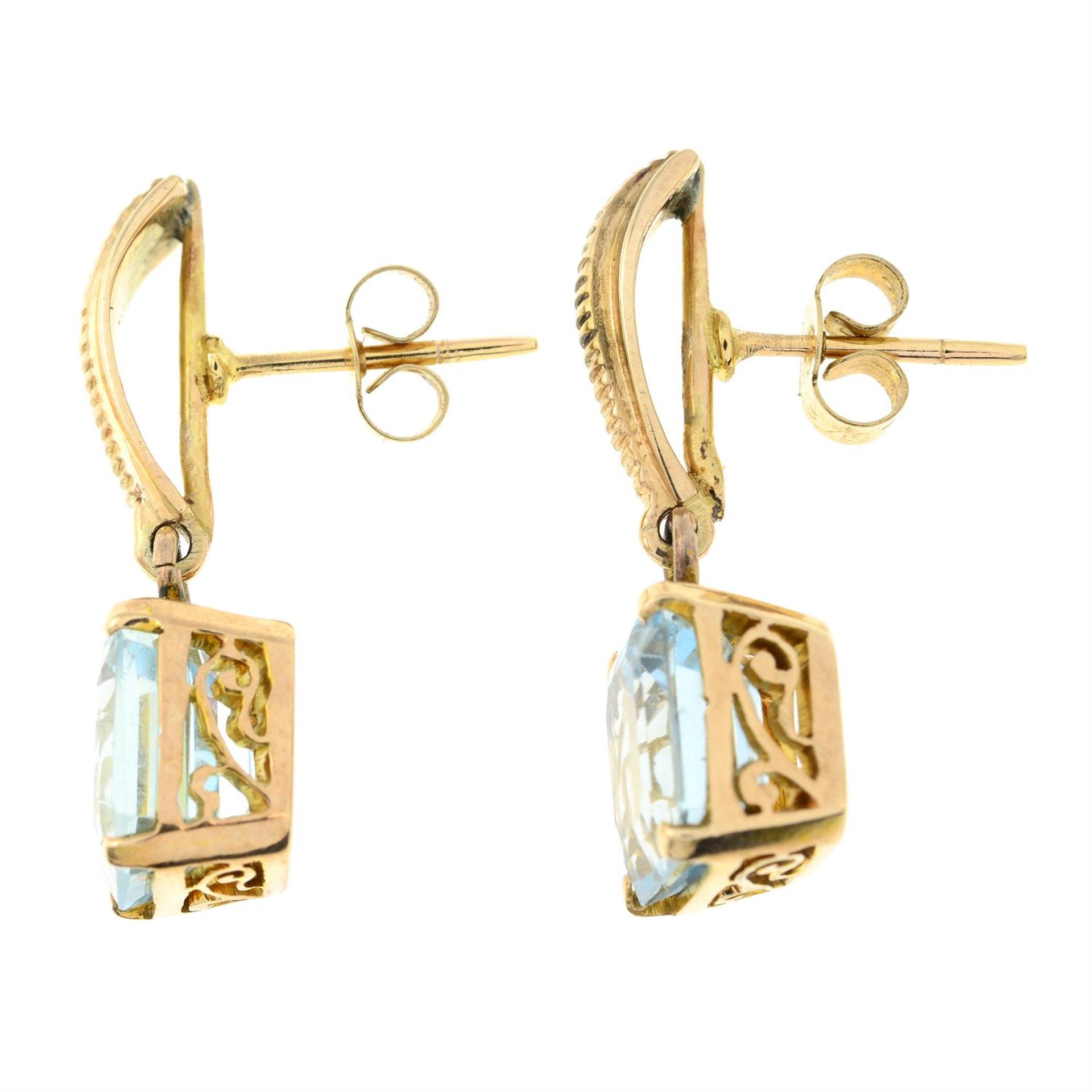 A pair of aquamarine drop earrings. - Bild 4 aus 4