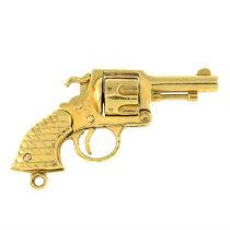 18ct gold gun charm