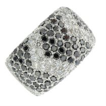 Diamond and black gem chevron band ring