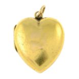 Early 20th century 15ct gold heart locket pendant