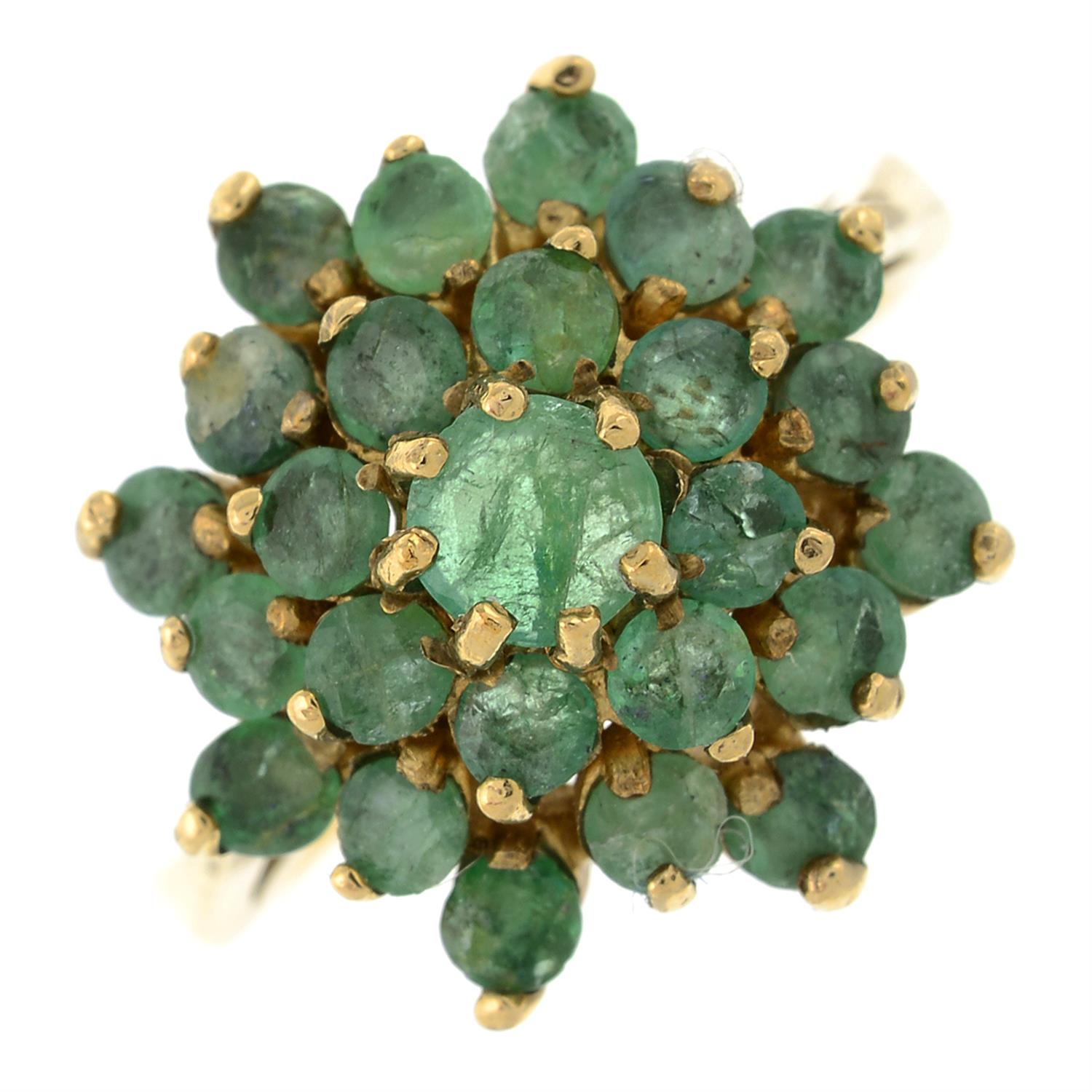 9ct gold emerald cluster ring