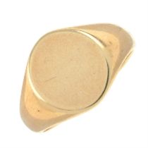 9ct gold signet ring