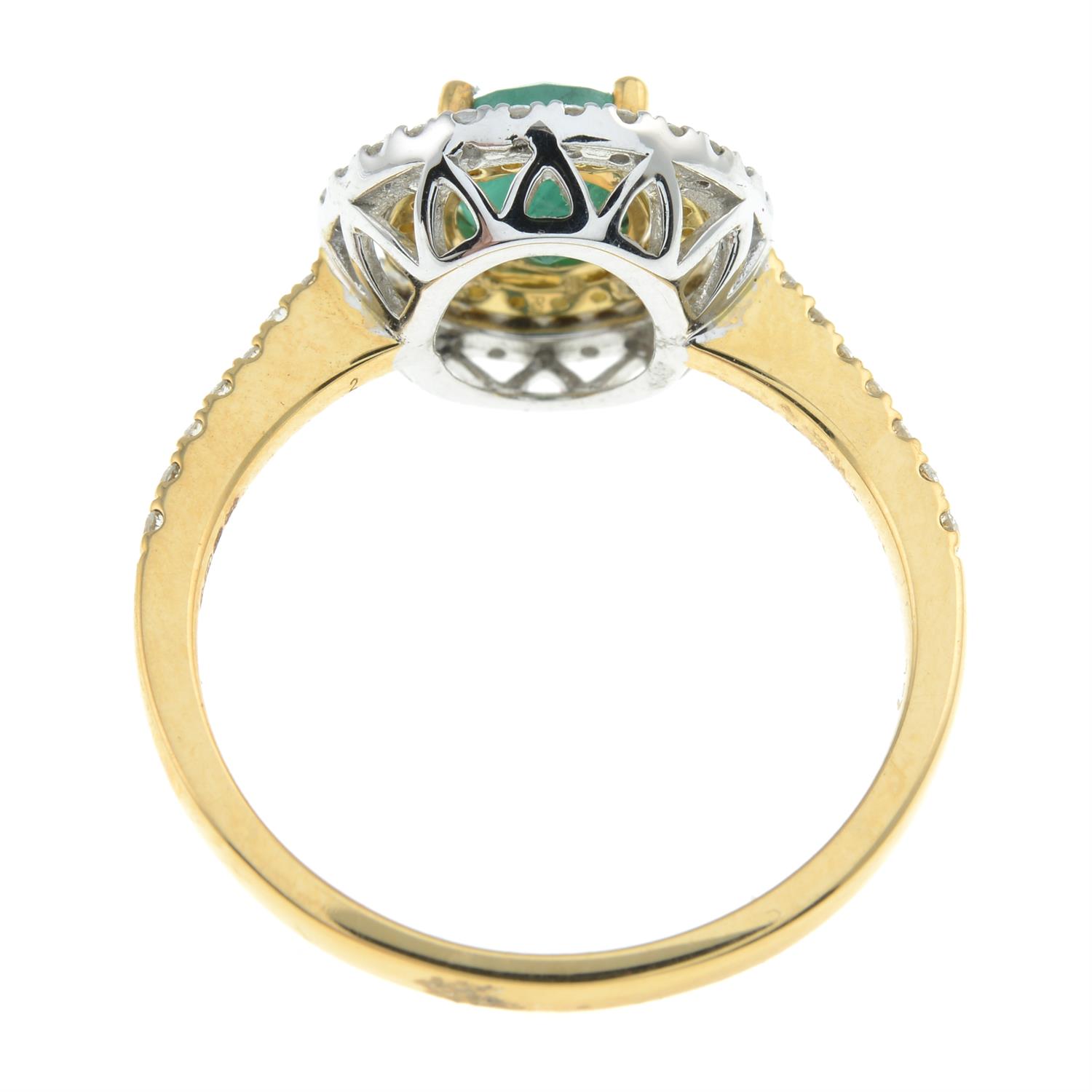 18ct gold emerald and diamond ring - Image 2 of 2