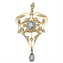Edwardian 9ct gold aquamarine & split pearl pendant