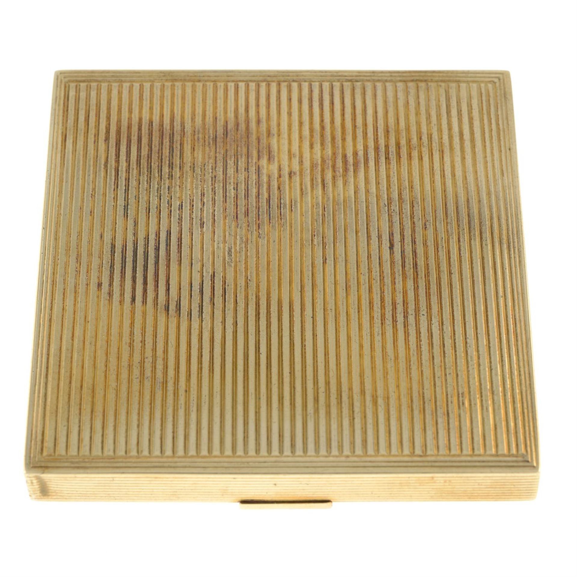 1940s 9ct gold make-up compact, with integral mirror, by David Sutton & Sons. - Image 2 of 3