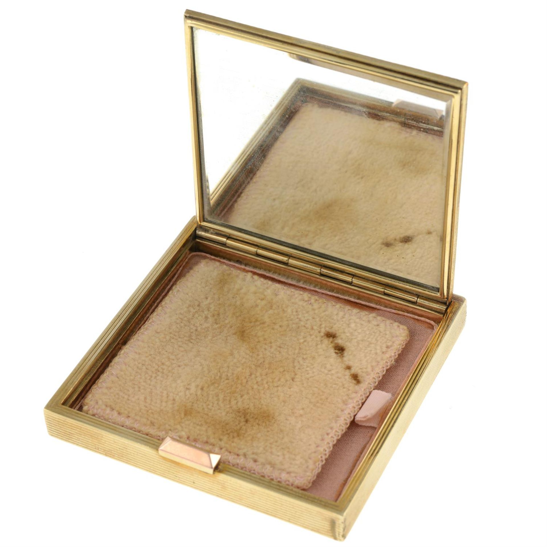 1940s 9ct gold make-up compact, with integral mirror, by David Sutton & Sons. - Bild 3 aus 3