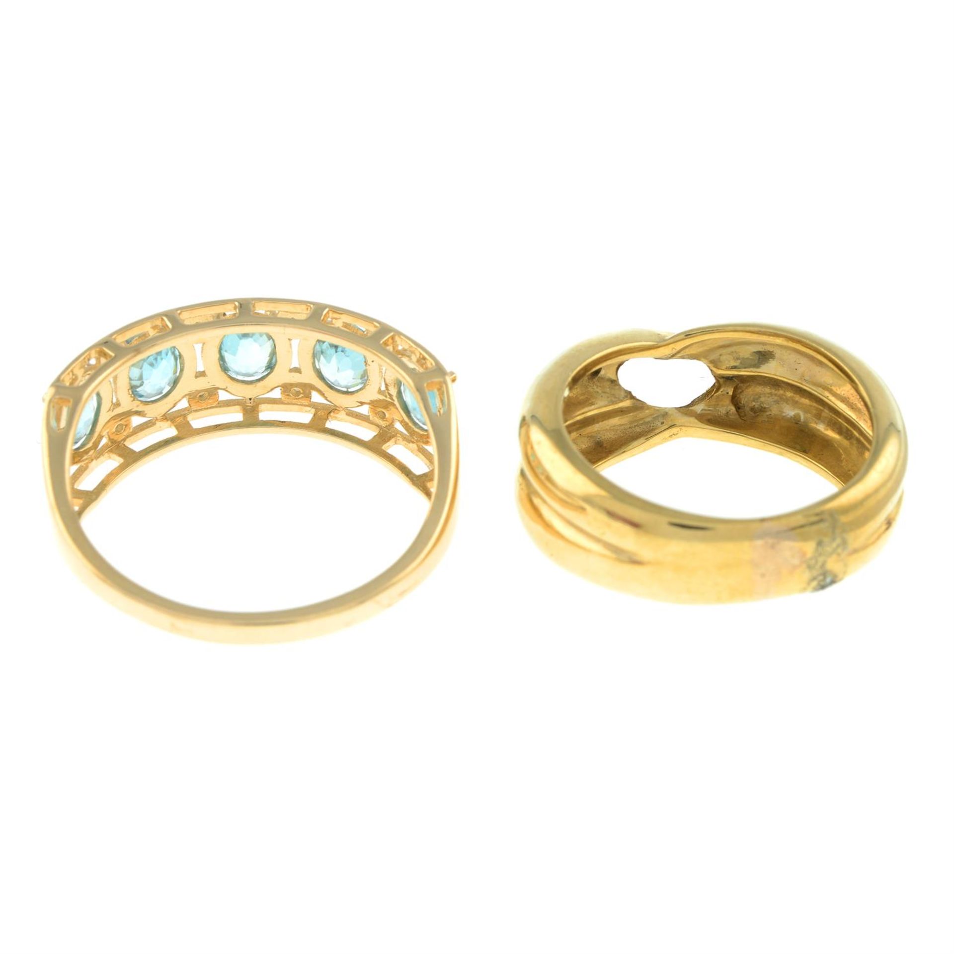 Two 9ct gold gem-set rings. - Bild 2 aus 2