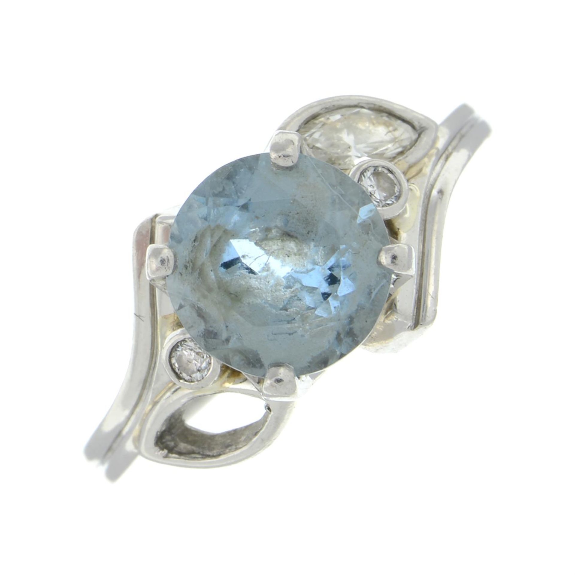 Platinum aquamarine & diamond ring. AF.