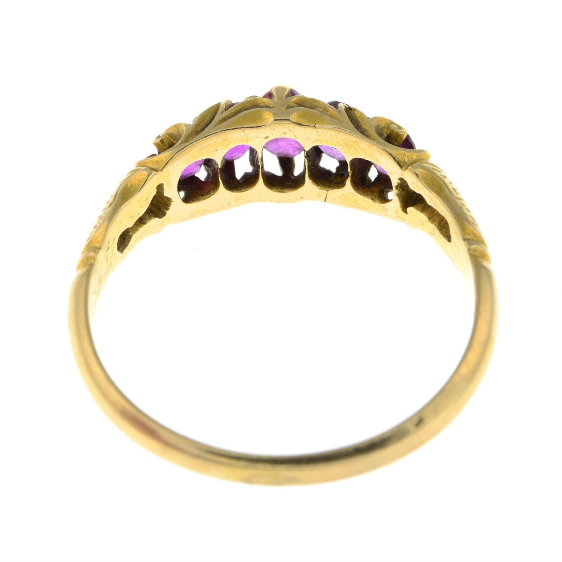 15ct Gold Antique Ruby Five Stone Ring (2.4g - Image 2 of 2